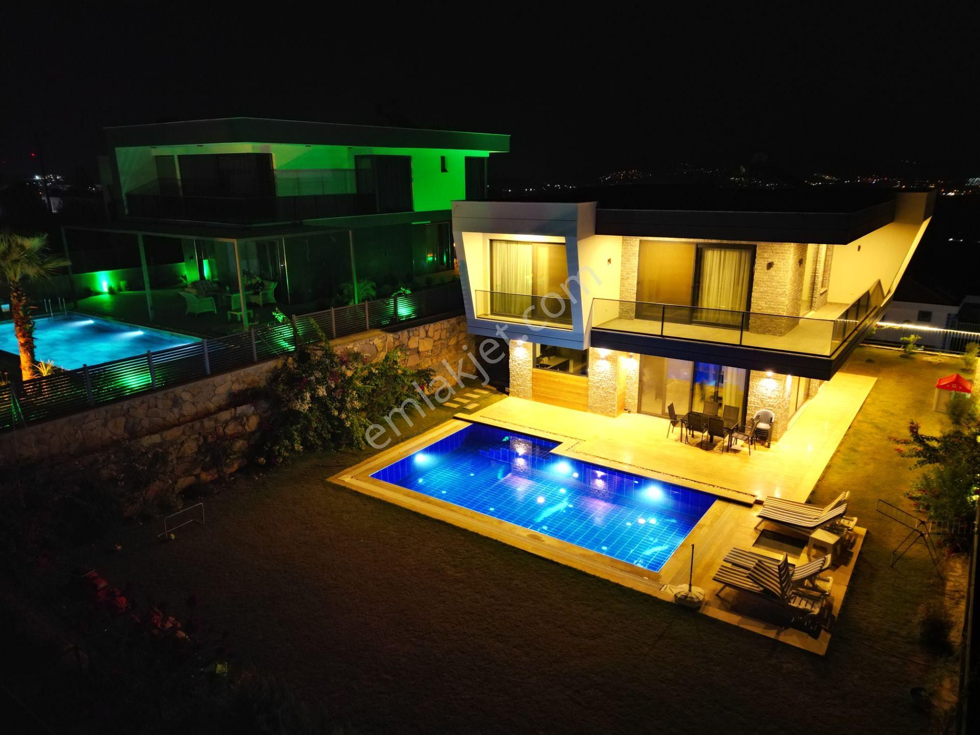 Kw'den Adabükü'nde Ultra Lüx Tasarım Villa - Görsel 29