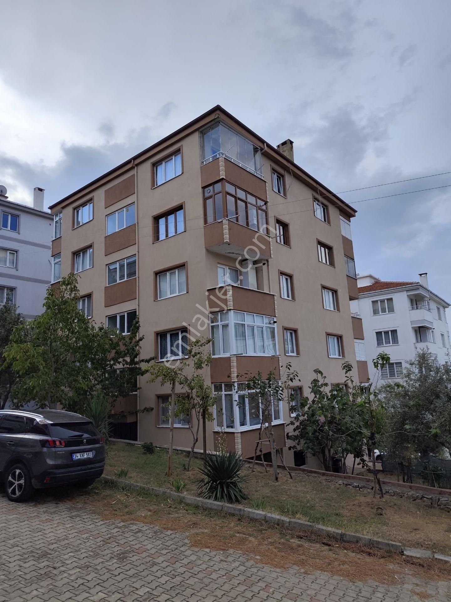 Armutlu Bayır Satılık Daire Yalova Armutlu Mutlu Engin Sitesi'nde Satılık 2+1 Daire