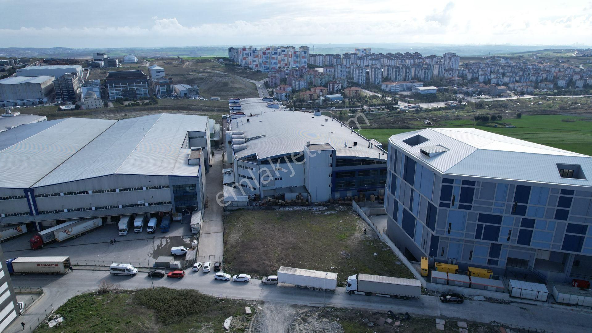 Hadımköy Akpınar Sanayi'de Satılık 2.349 M2 Köşe Konumlu Arsa - Görsel 7