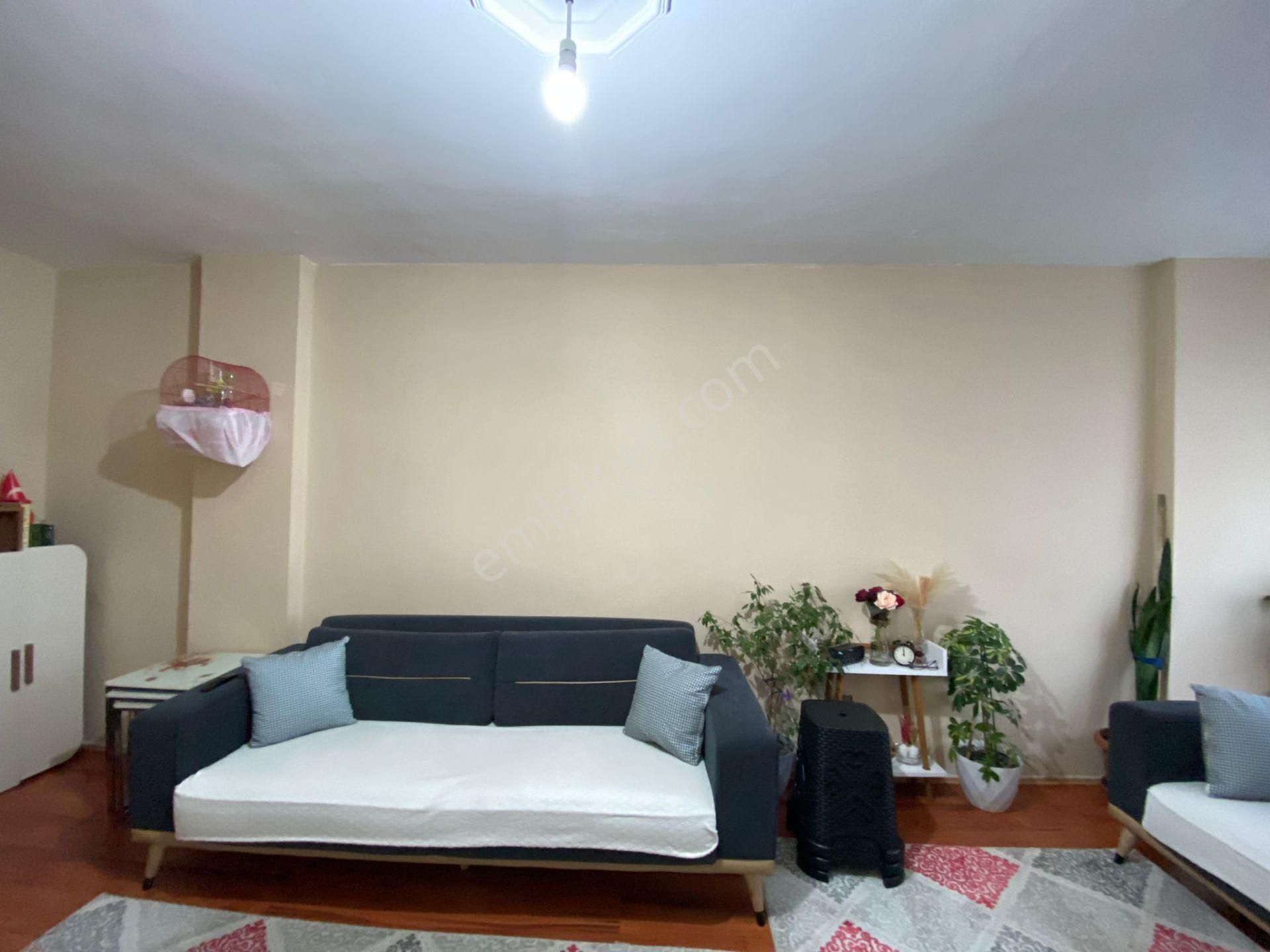 Gaziosmanpaşa Karadenizde Satılık Arakat Daire - Görsel 4