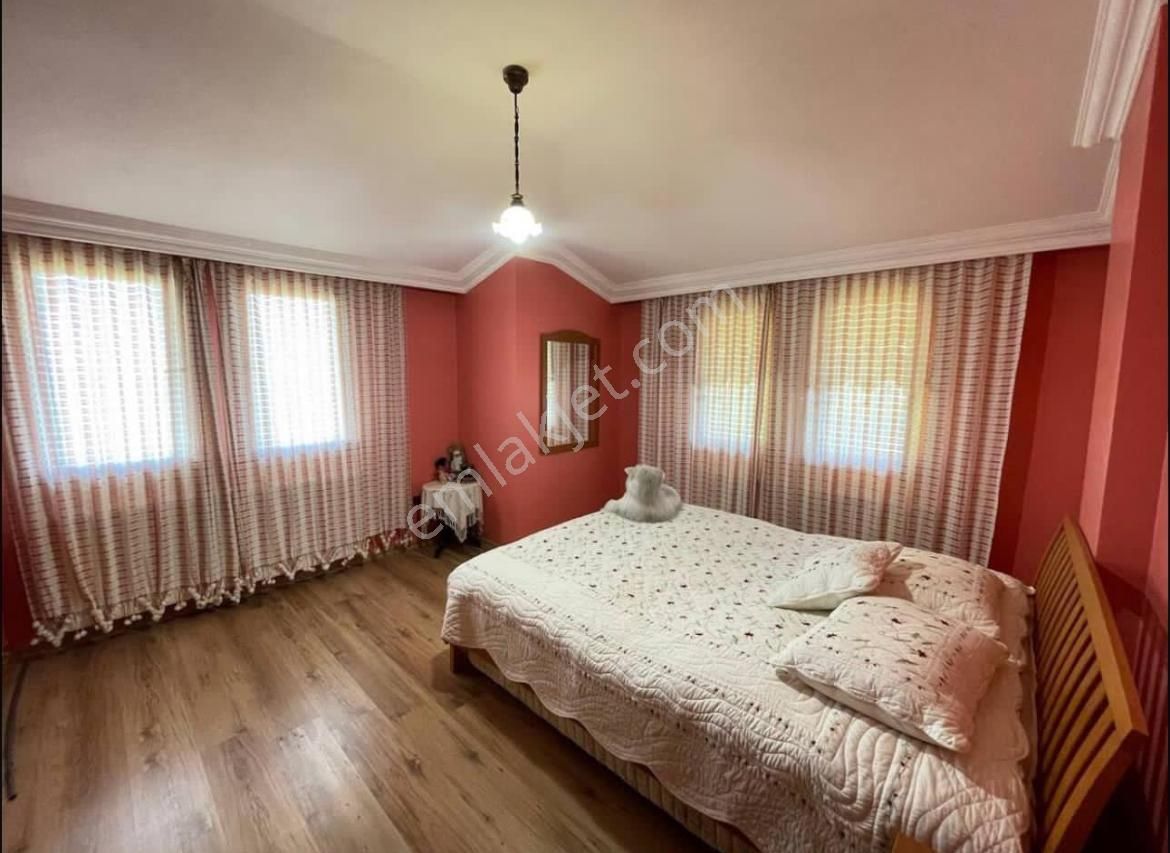 Trabzon Çimenli'de Doğa Deniz Manzaralı Eşyalı Kiralık Villa - Görsel 30