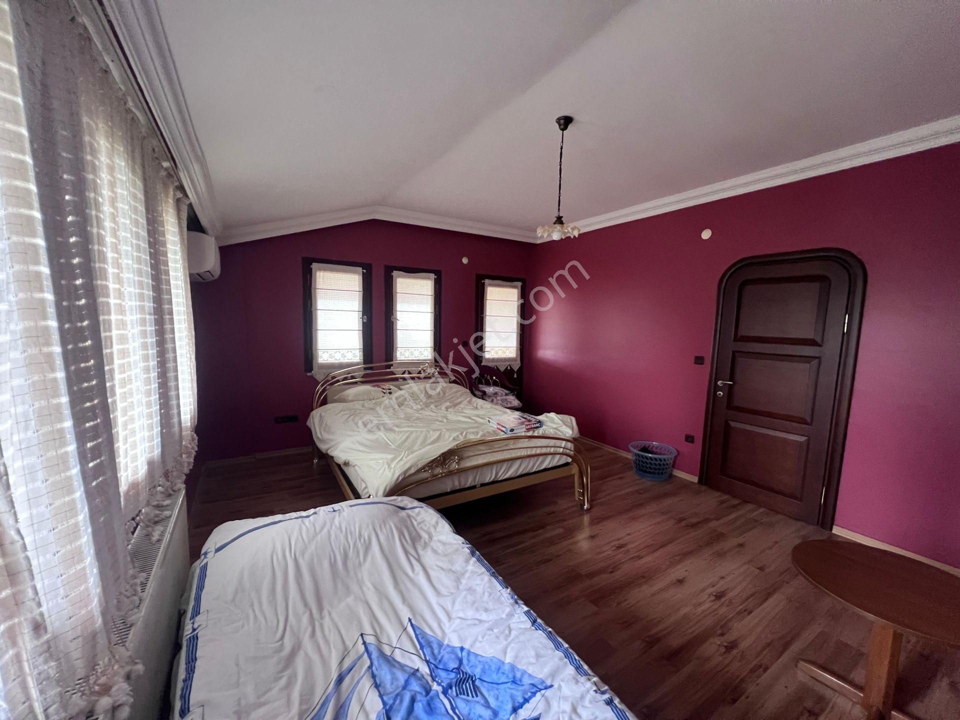 Trabzon Çimenli'de Doğa Deniz Manzaralı Eşyalı Kiralık Villa - Görsel 15