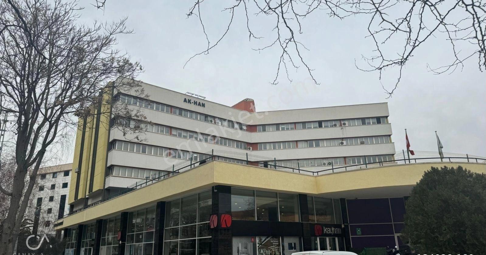 Ak-han İş Merkezinde Satılık Güvenlikli Kapalı Otoparklı Büro&ofis - Görsel 13