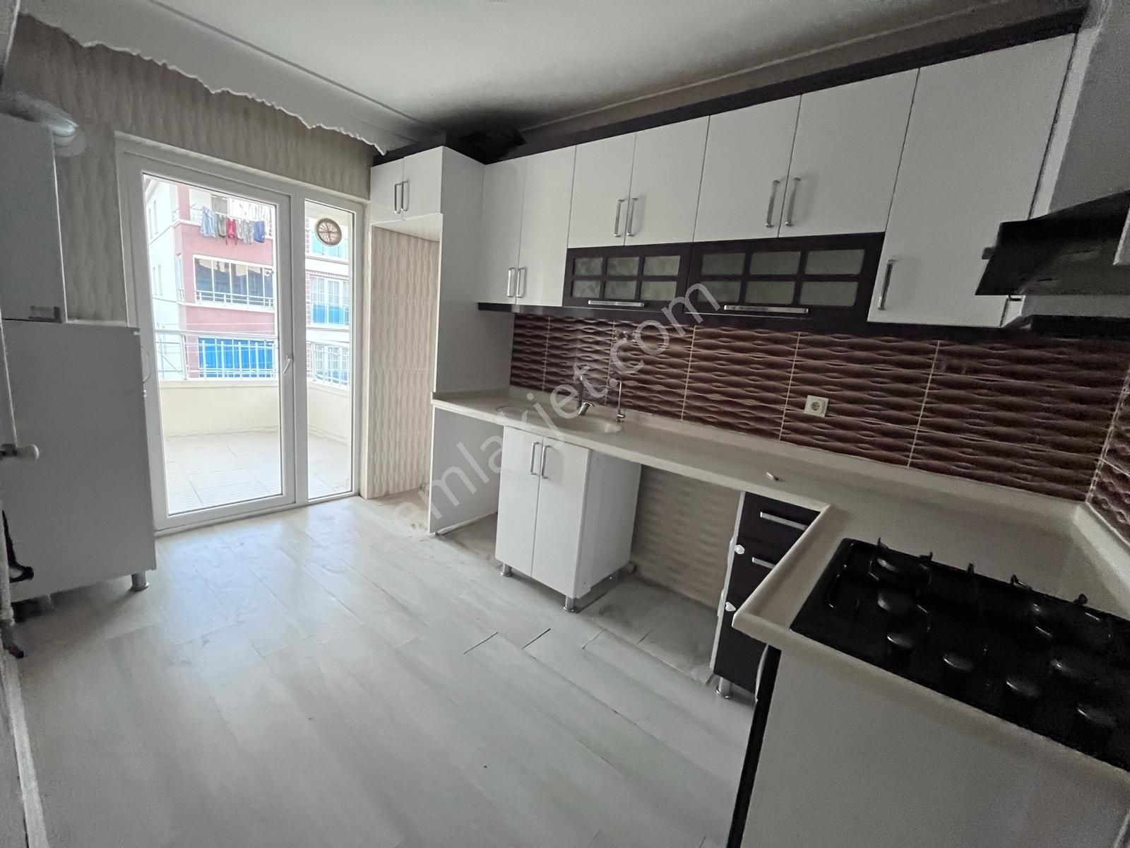 Sincan Tandoğan Satılık Daire ///tandoğan Mah 3+1 120m2 Ful+ Ful Yapılı 7 Yıllık Daire///