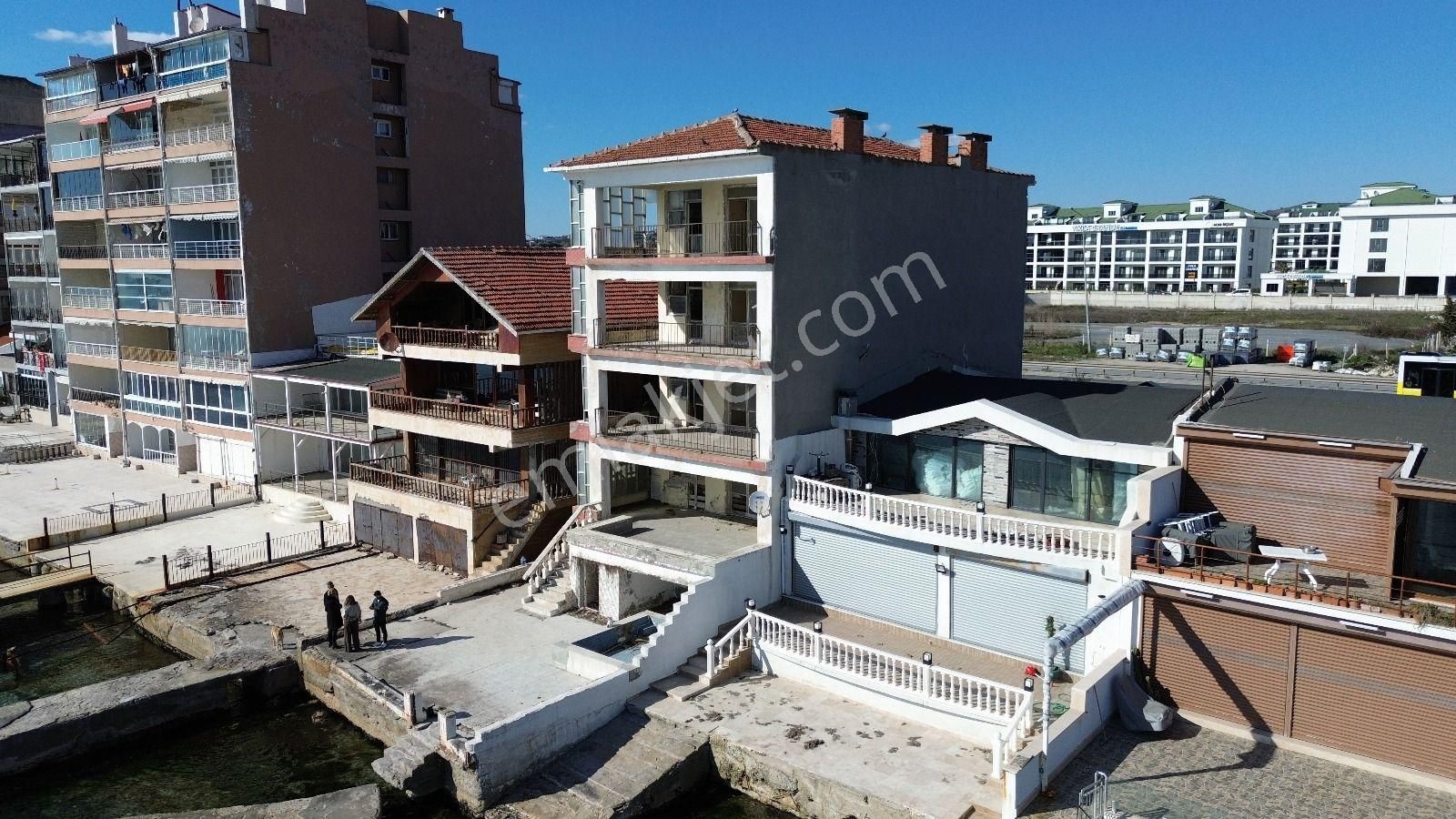 Büyükçekmece Celaliye De 4 Katlı İskeleli Yatırım Fırsatı - Görsel 3