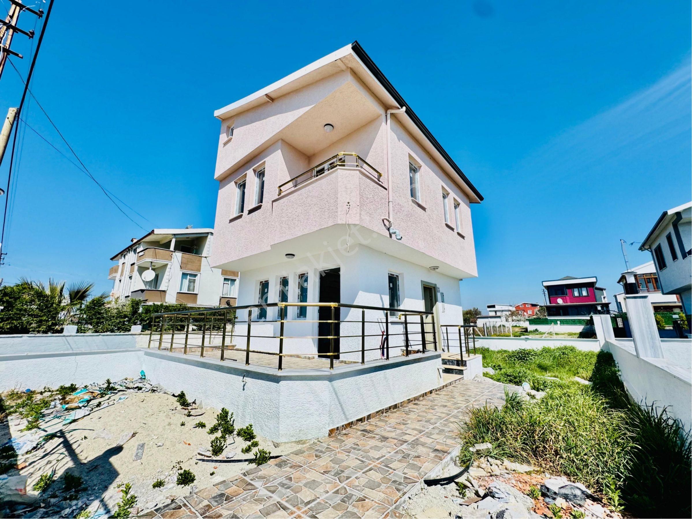 Marmaraereğlisi Yeniçiftlik Satılık Villa Demireller- İskanlı Müstakil Deniz Manzaralı Geniş Bahçeli Yazlık Villa