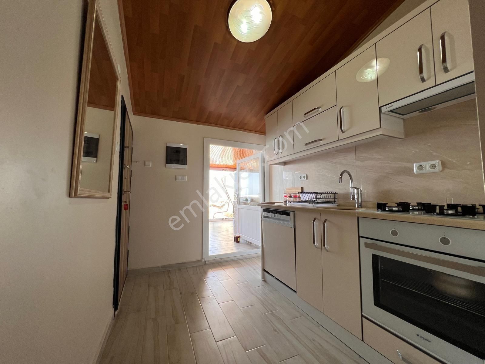 Dikili Ümmetoğlun'dan 6+2 Denize Sıfır Panoramik Manzaralı Dubleks - Görsel 21