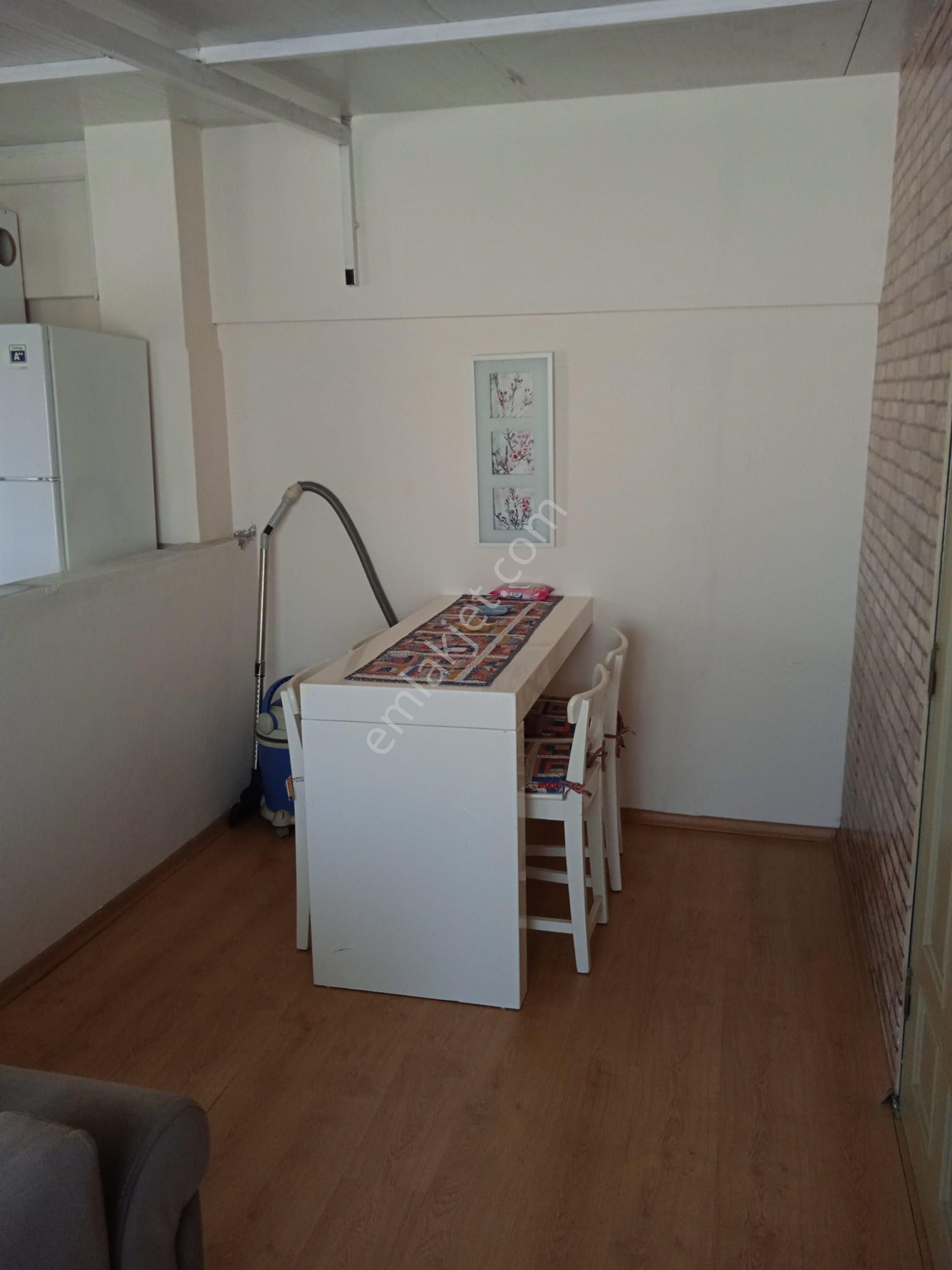 Urla Çeşmealtın'da Kiralık 1+1 Eşyalı Daire - Görsel 17