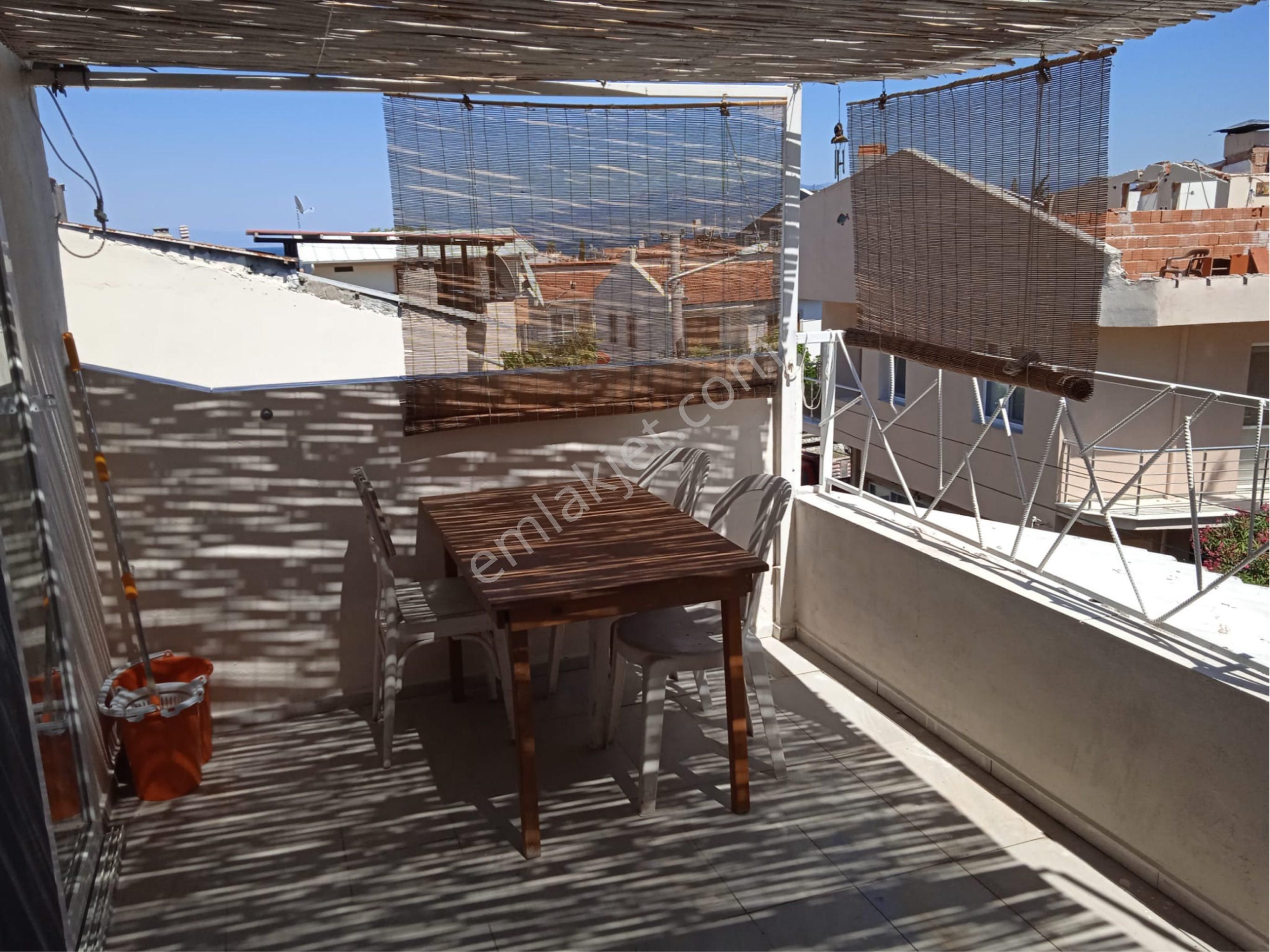 Urla Çeşmealtın'da Kiralık 1+1 Eşyalı Daire