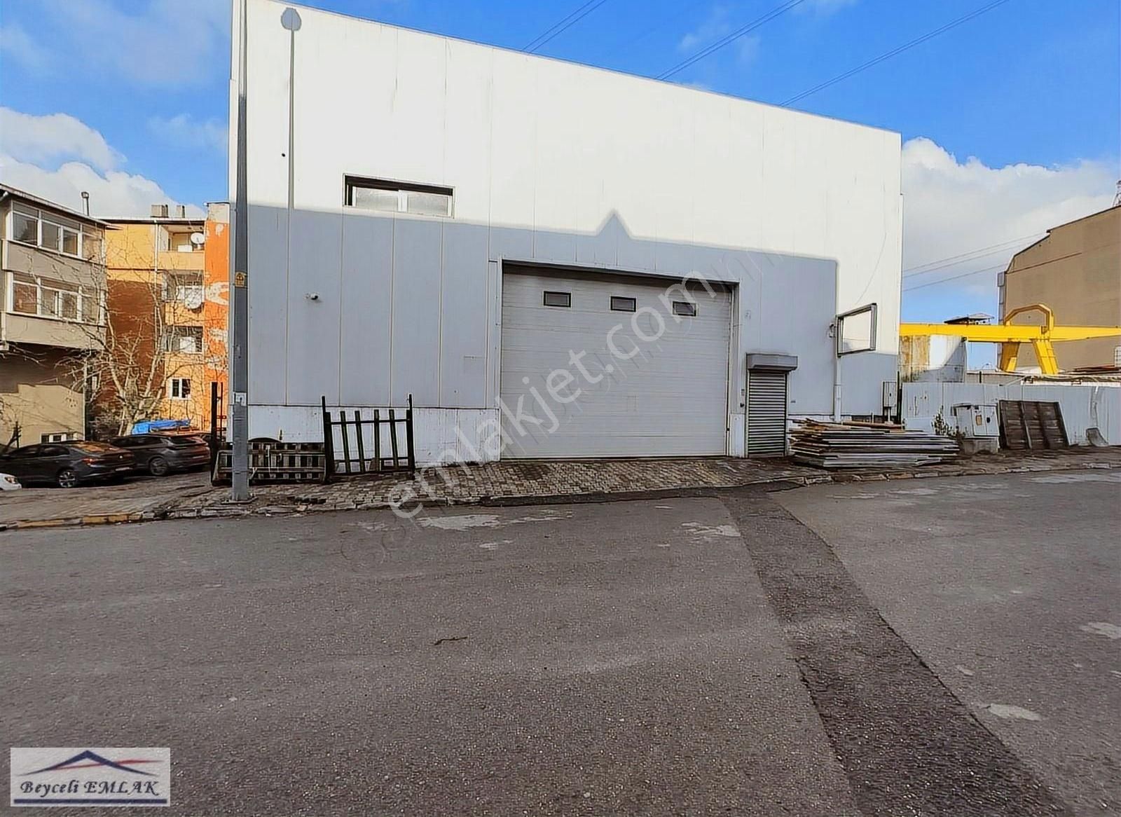 İstanbul Ataşehir Kiralık Depo Beyceli Emlak Kiralık Depo 900 M2