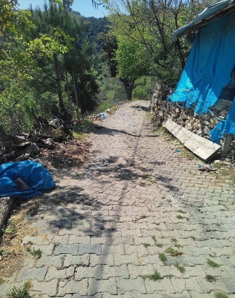 Gazi Emlaktan Müstakil Tapulu Taş Evimiz Ve Arsamız Satılık - Görsel 2