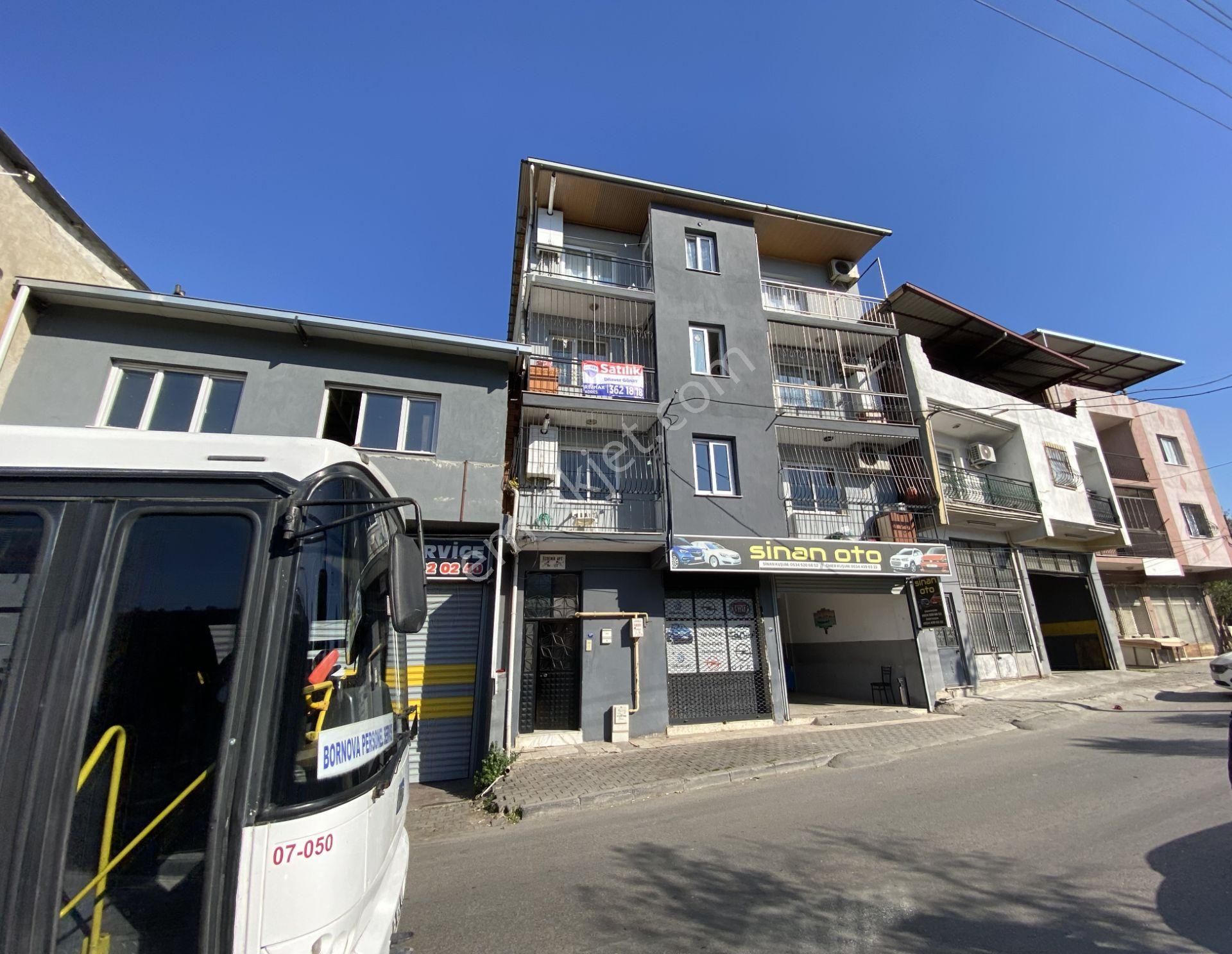 İzmir Buca Bahçeli Satılık Müstakil Ev Buca Komple Bina (6 Adet 2+1 Ve 187 M2 Dükkan) Taşınmaya Hazır !