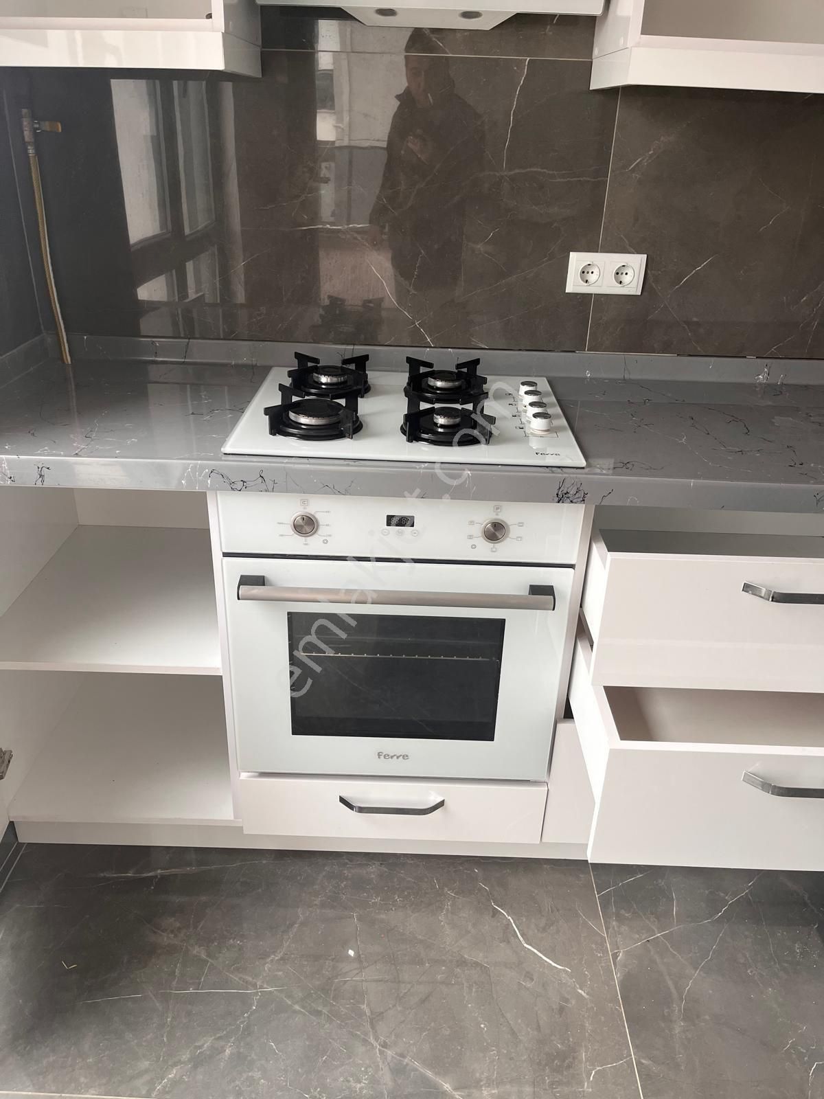 Sahibinden Kayapada 3+1 3cephe 3.arakat 2 Yıllık 139/207m² Boş Daire, Komisyon Takas Yok!!! - Görsel 9