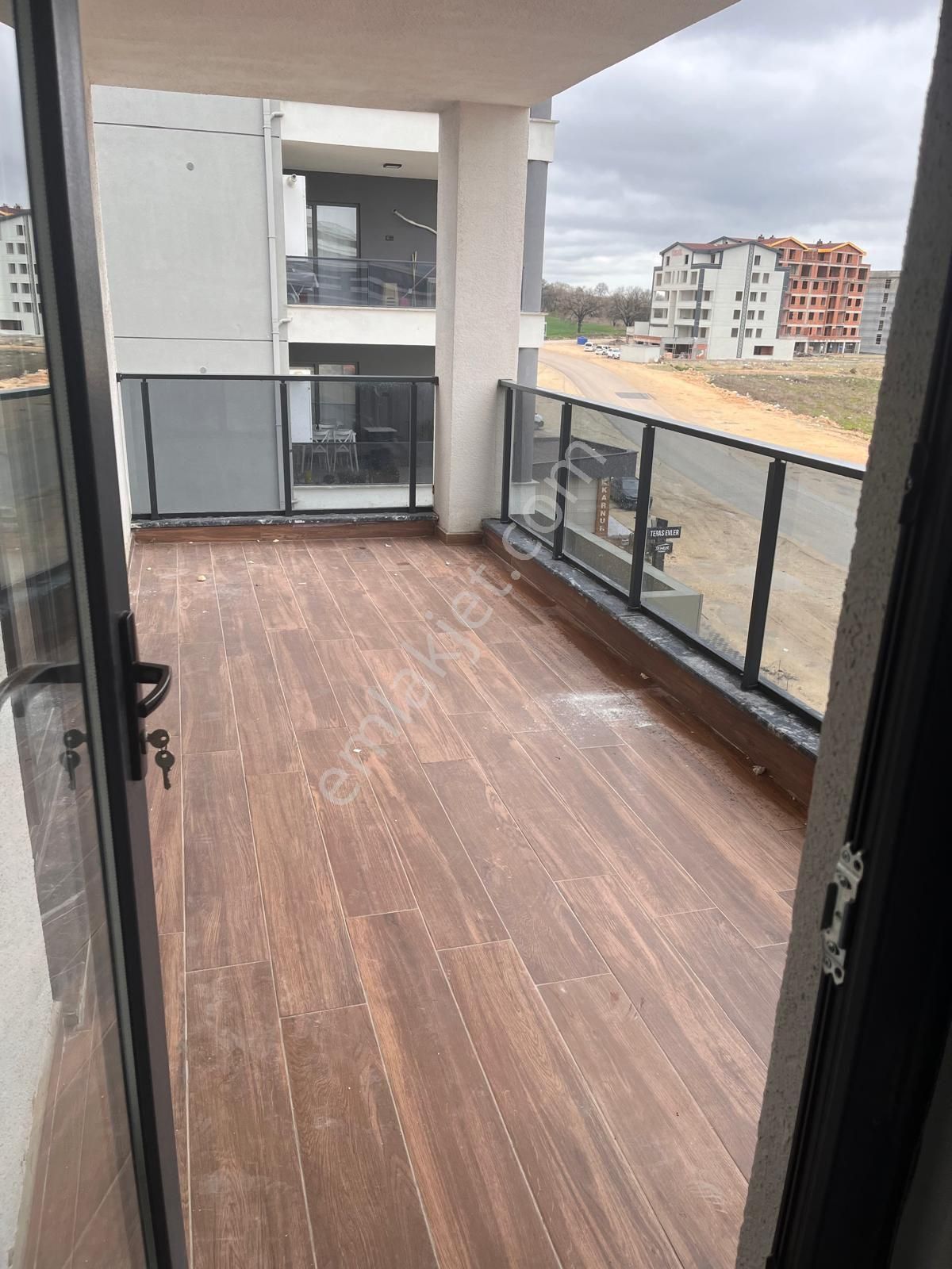 Sahibinden Kayapada 3+1 3cephe 3.arakat 2 Yıllık 139/207m² Boş Daire, Komisyon Takas Yok!!! - Görsel 11