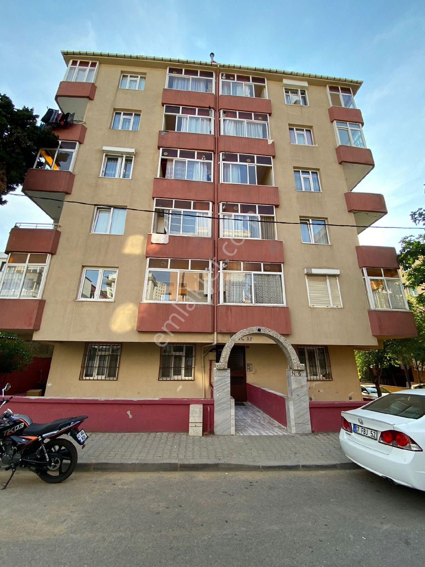 Kartal Yakacık Yeni Satılık Daire Kartal Yakacık 3+1 Daire