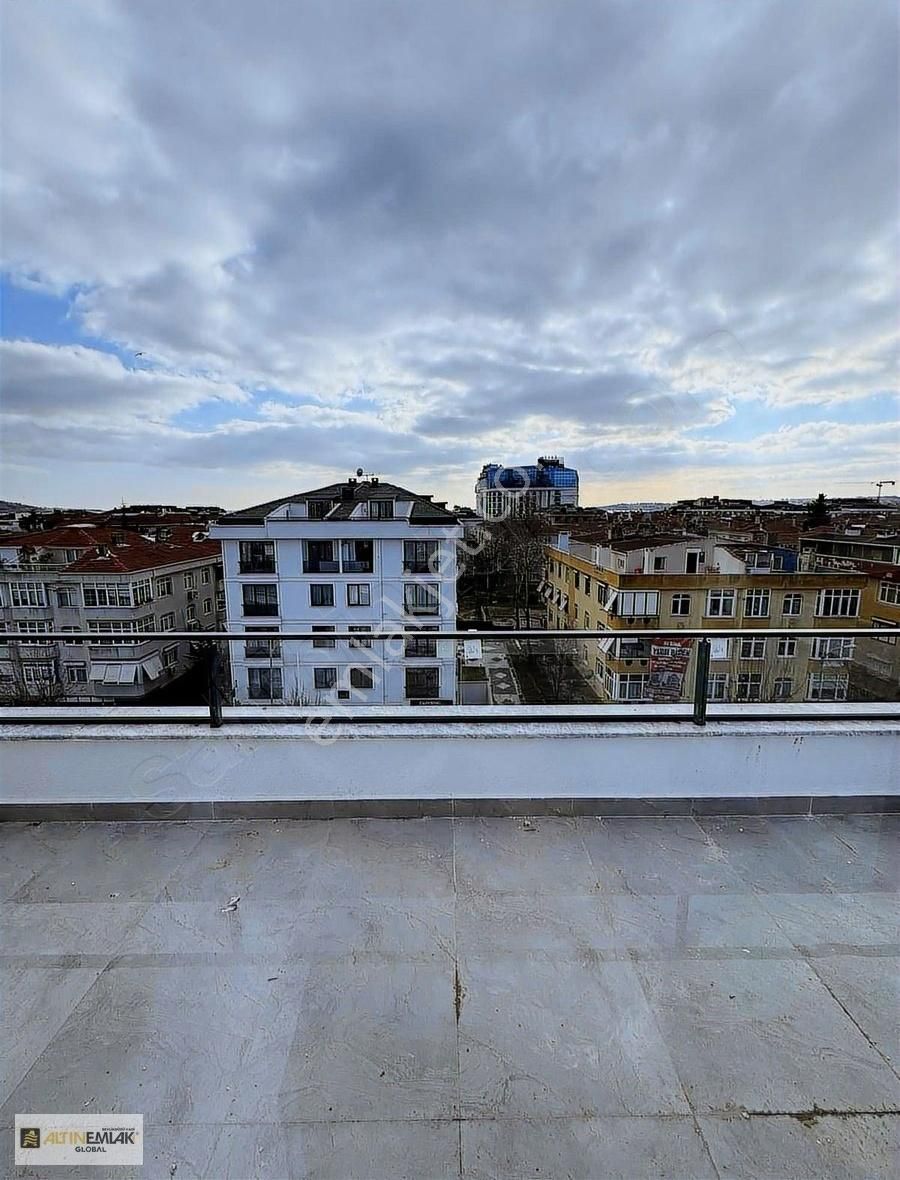 Büyükçemecede Merkezi Konumda Cadde Üzeri Manzaralı - Görsel 18