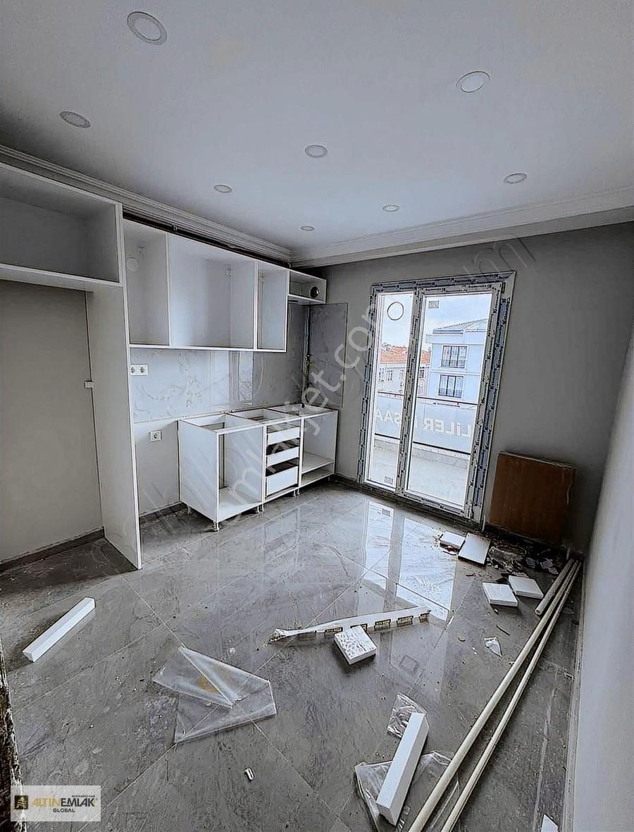 Büyükçemecede Merkezi Konumda Cadde Üzeri Manzaralı - Görsel 8