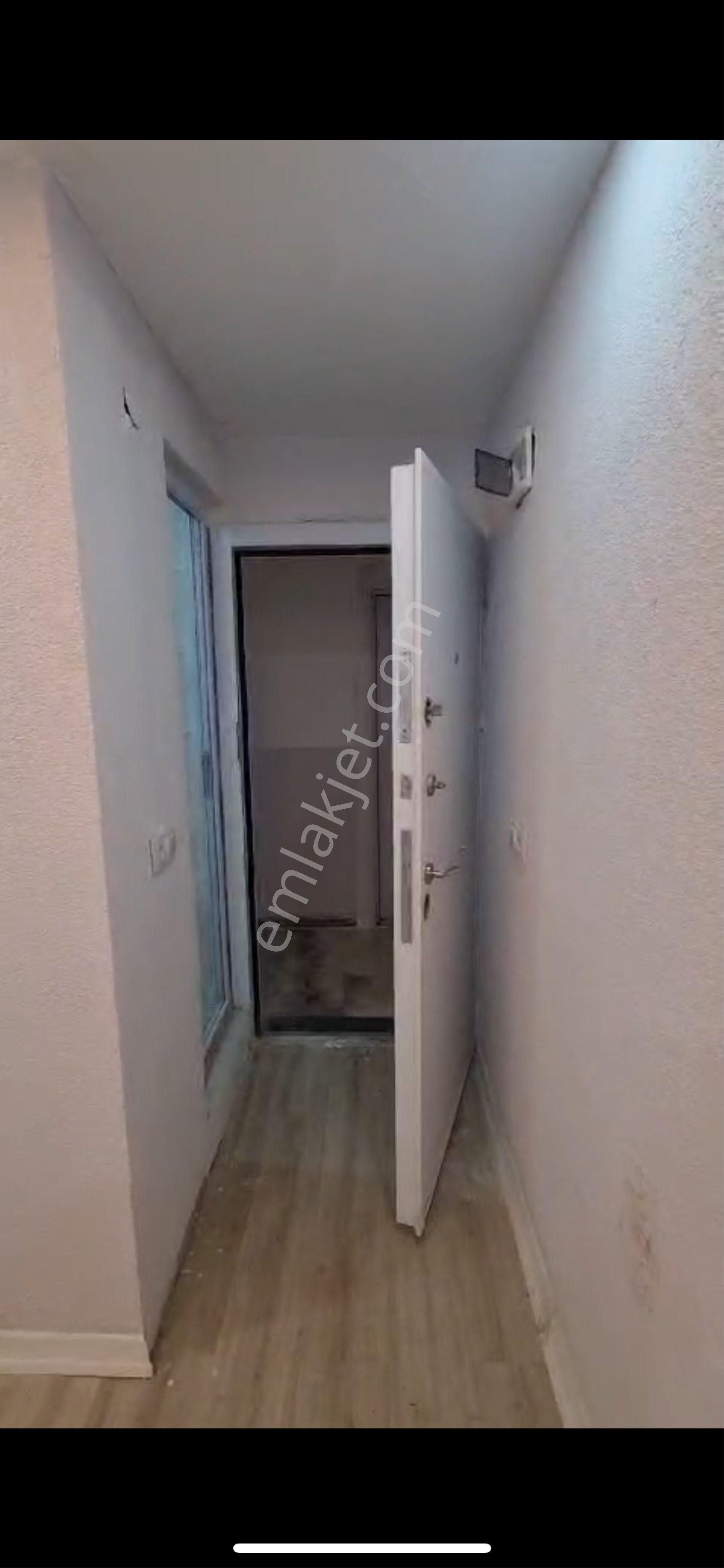 İstanbul Küçükçekmece Kiralık Daire Sahibinden 1+0 Daire Metrobüse 5 Dakıka Yürüme Mesafesınde