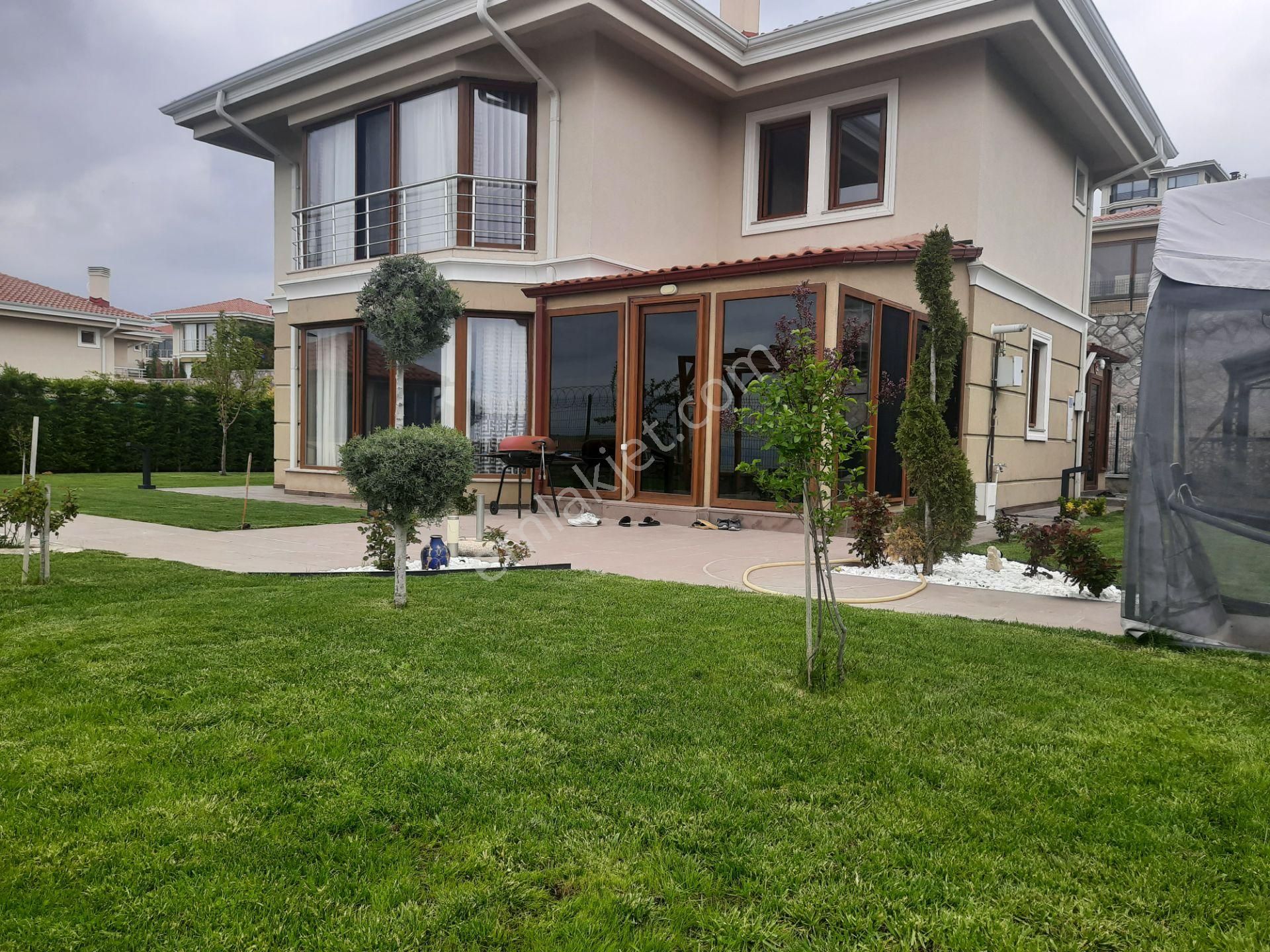 Yenimahalle Karacakaya Satılık Villa Satılık Lüks Villa Mebuskent Site Peyzaj 750 M2 Bahçe Kamelya Şömine Müstakil Ahmet Memiş