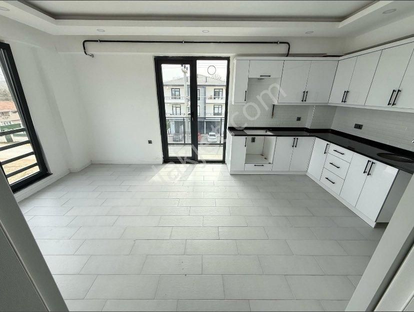 Karasu’da Havuzlu Site 2+1 85 M2 Lüks Satılık Daire - Görsel 6