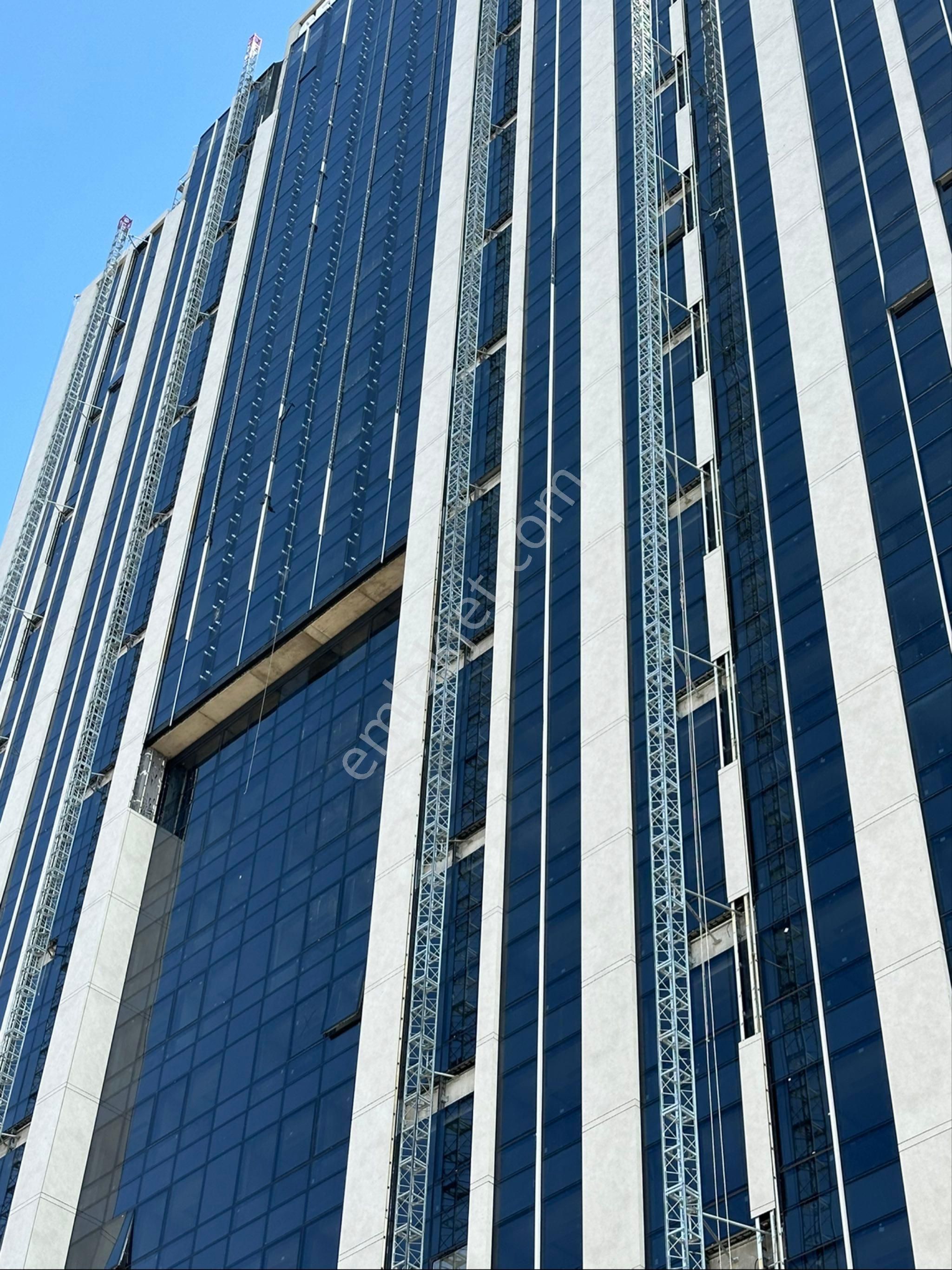 Şehitkamil Zeytinli Satılık Büro Gentaş Tower 85 M2 18.kat 3 Oda 11.475.000₺