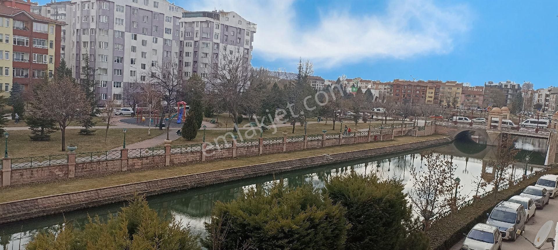 Eskişehir Odunpazarı Satılık Daire Sahibinden Porsuk Manzaralı 3+1 Arakat Siteli Ev 