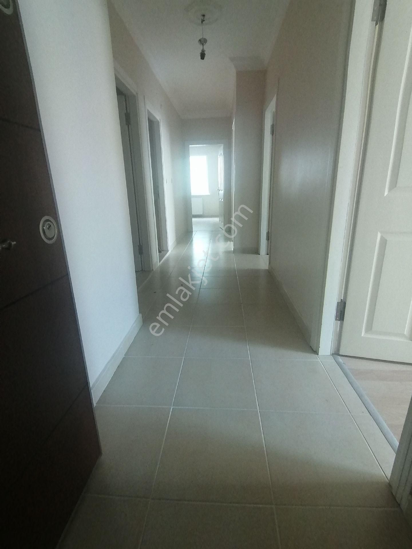 Ümraniye Çakmak Site Mahallesi Bekara Yabancı Ya Atay Caddesi Üzerinde Yeni Bina Kiralık 1.kat - Görsel 16