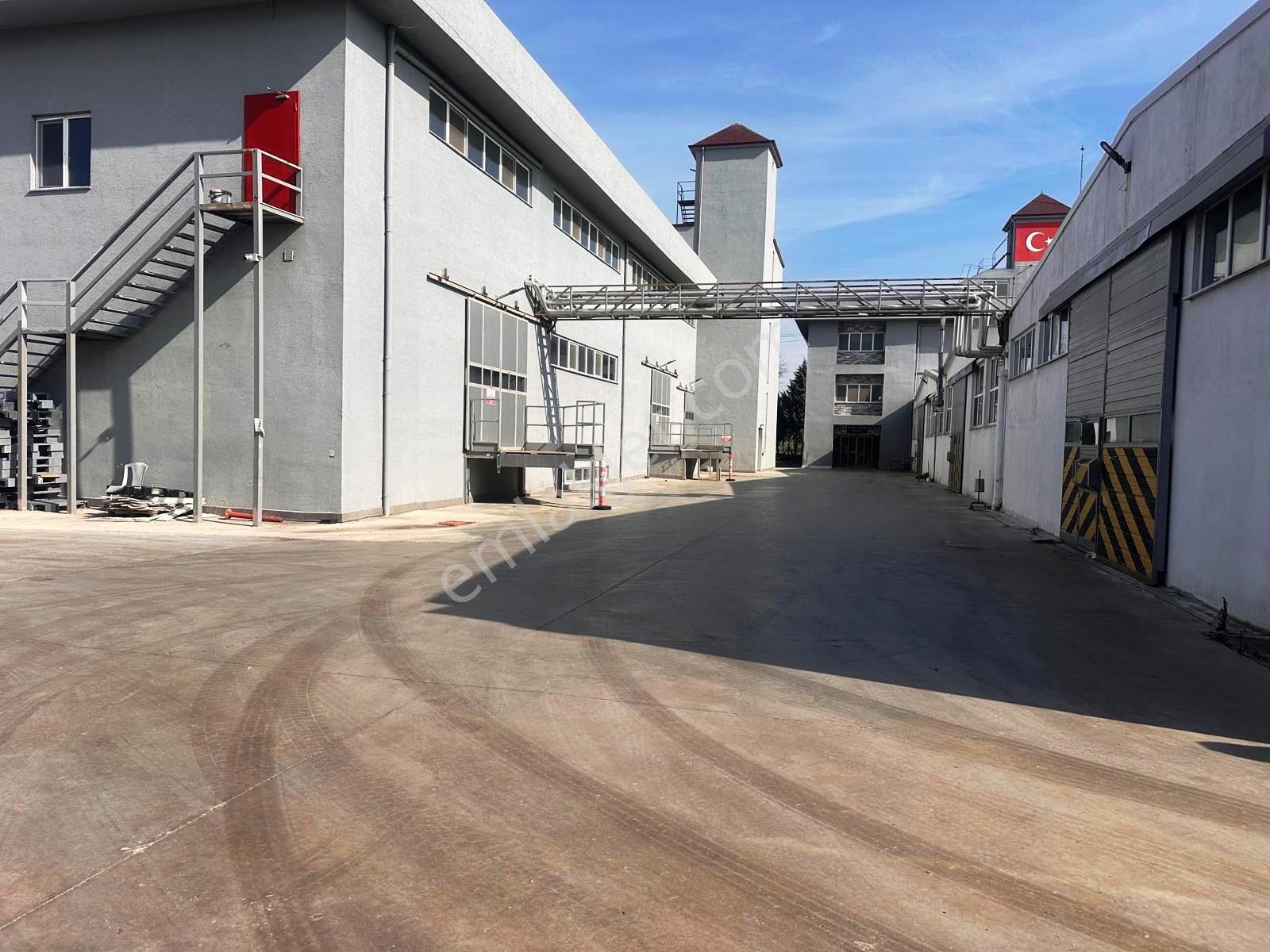 Ergene 1 Osb'de 3.547 M² Kapalı Ve 1.150 M² Açık Güvenlikli Depo - Görsel 9