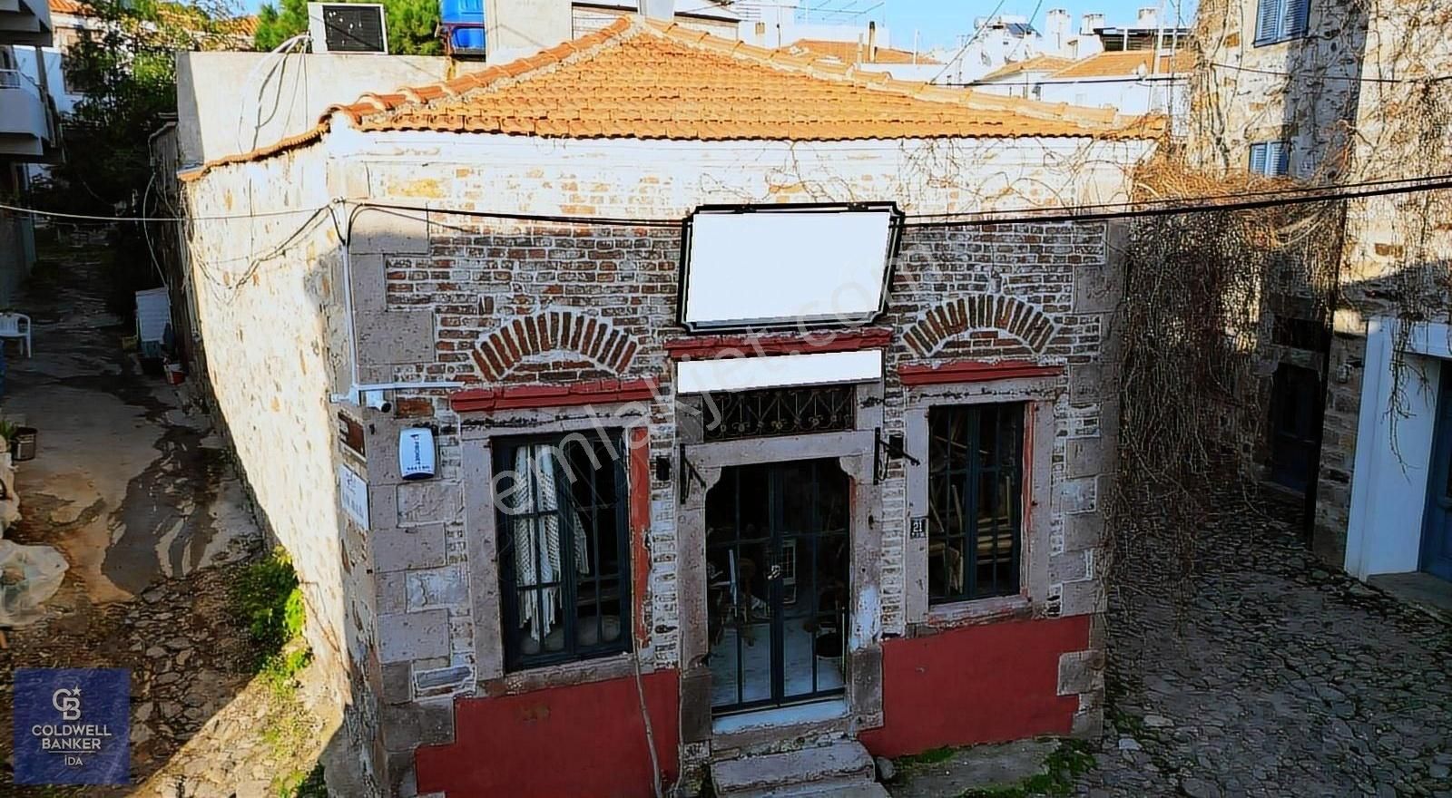 Ayvalık Namık Kemal Devren Restaurant Cunda Adasında Devren Kiralık İşletme!!!