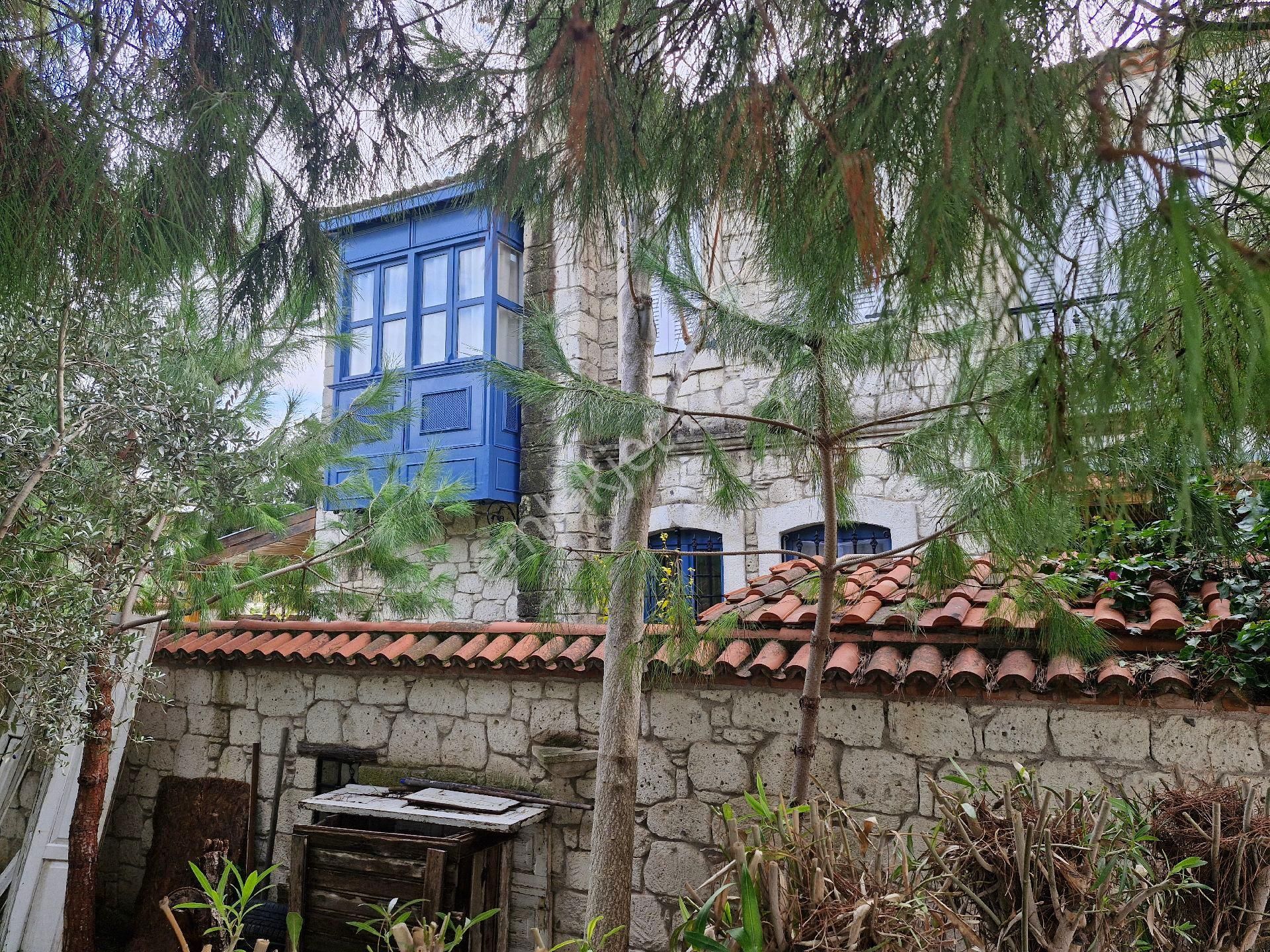 Alaçatıda Müstakil Ticari İmarlı Gerçek Taş Villa Müstakil Havuzlu Mkd Emlak - Görsel 28