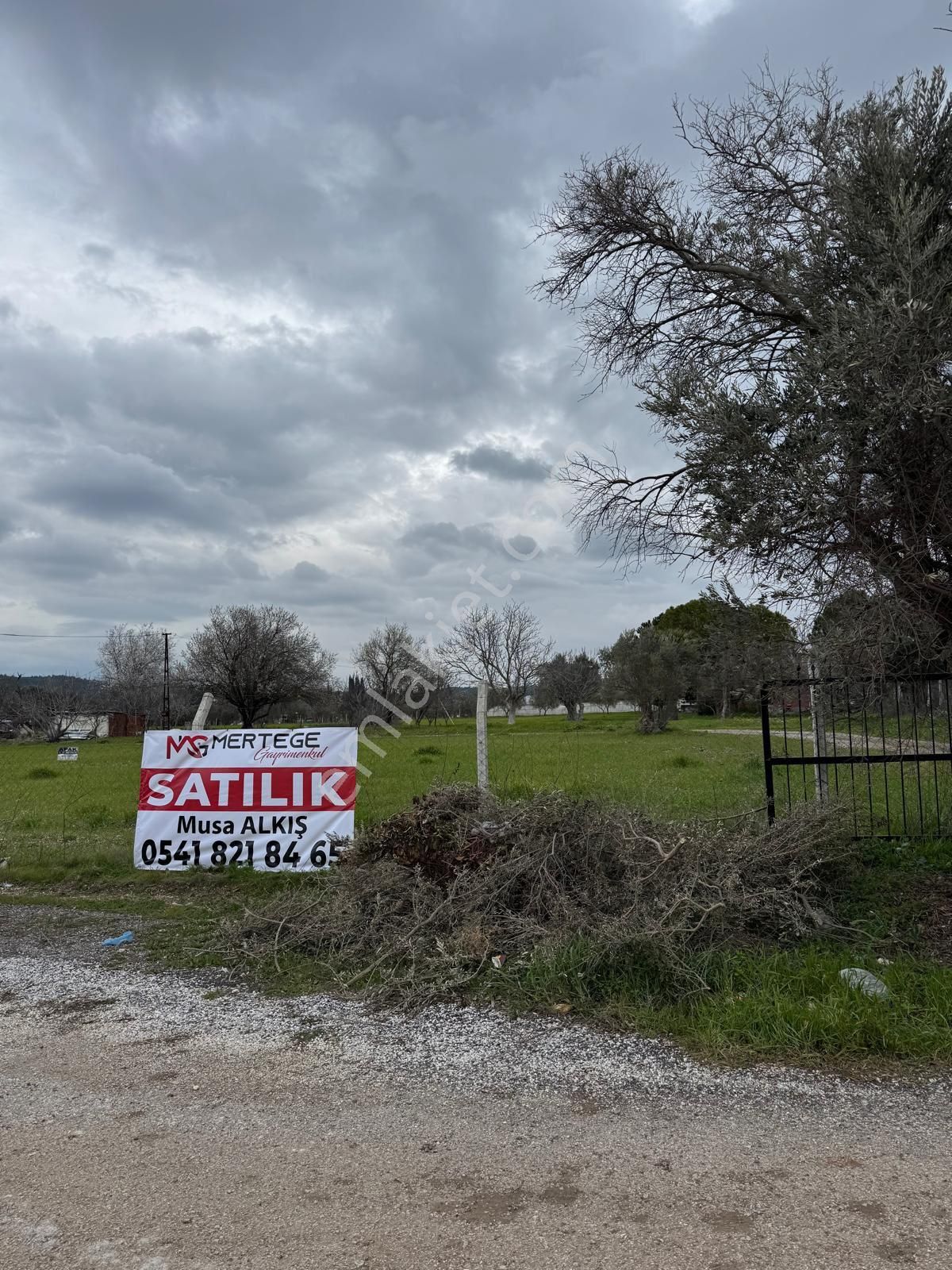 Kuşçularova Mevkiin De İmar Sınırında Tarla - Görsel 6