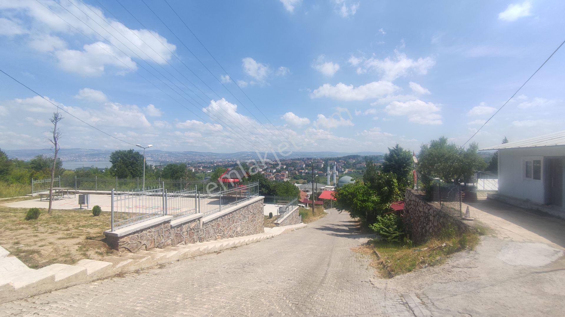Akyüz Gayrimenkul'den Döngel'de Deniz Manzaralı Köşe Arsa