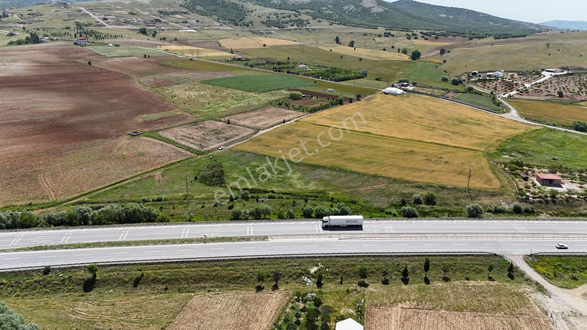 İşyapar Gayrimenkulden Afyon Yoluna Cephe Ticari Ruhsatlı Arazi - Görsel 18