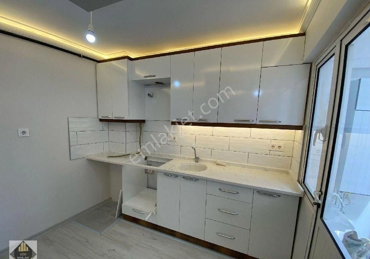 Konak Tınaztepe Satılık Daire Eşrefpaşa Cadde Üzerinde Satılık 2+1 Full Tadilatlı Daire