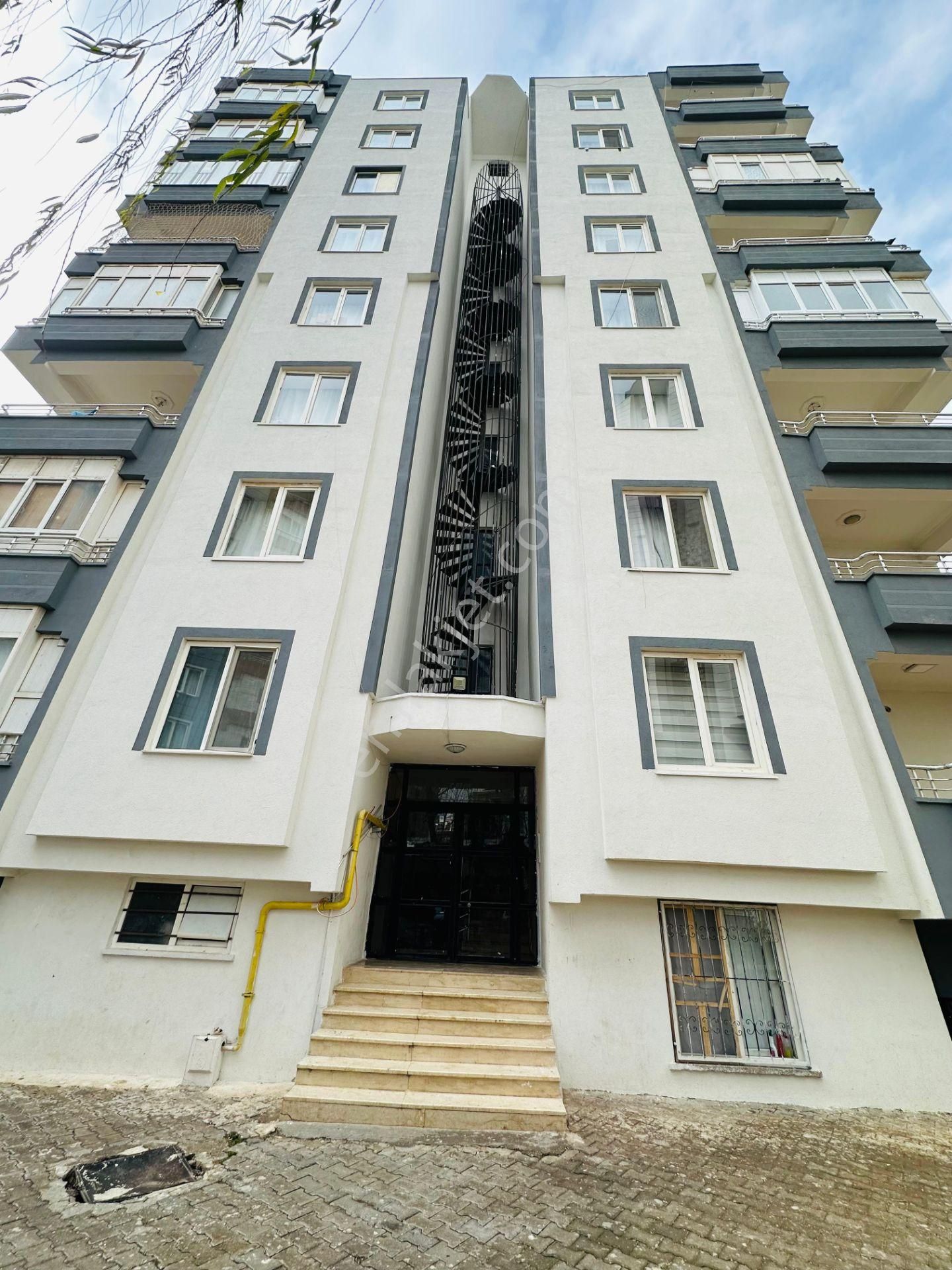 Sultan Emlaktan Satılık Site İçirisinde Daire - Görsel 2