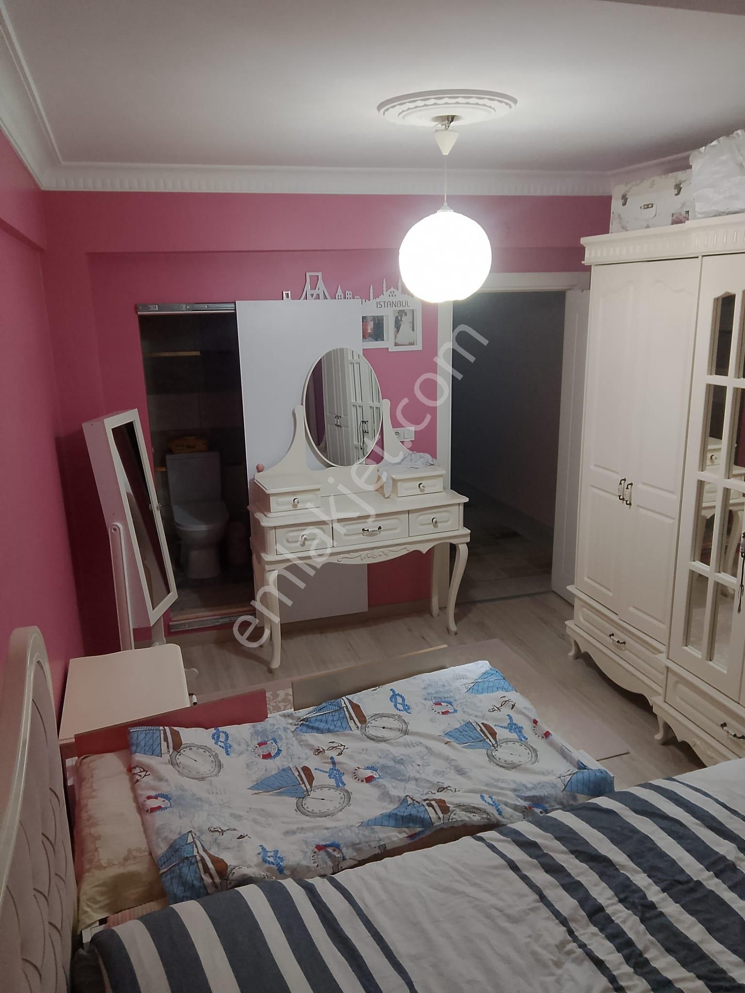 3+1 M.akif Ersoy Mah Esenyurt - Metrobüse 10 Dk - Görsel 4