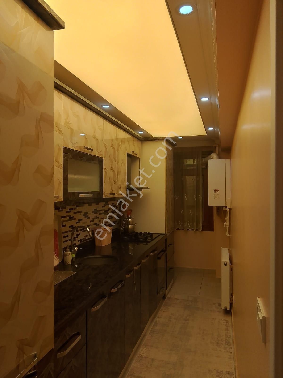 3+1 M.akif Ersoy Mah Esenyurt - Metrobüse 10 Dk - Görsel 7