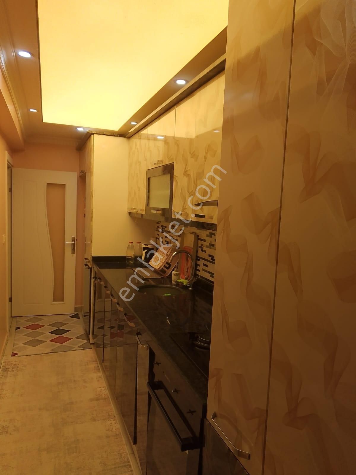 3+1 M.akif Ersoy Mah Esenyurt - Metrobüse 10 Dk - Görsel 6