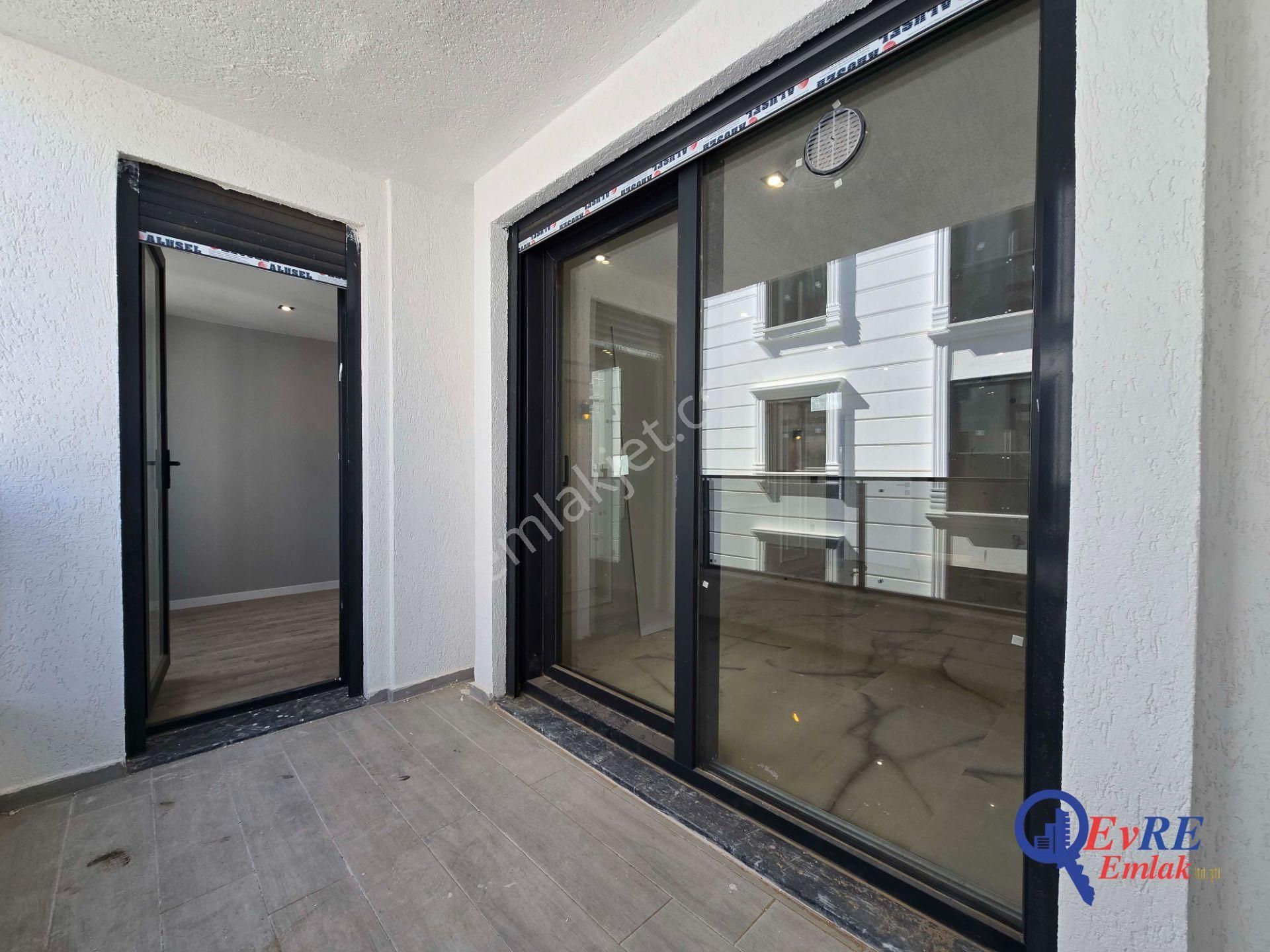 Evre Emlaktan Sarımsaklıda Satılık 1+1 Sıfır Daire Lüks Site İçi - Görsel 14