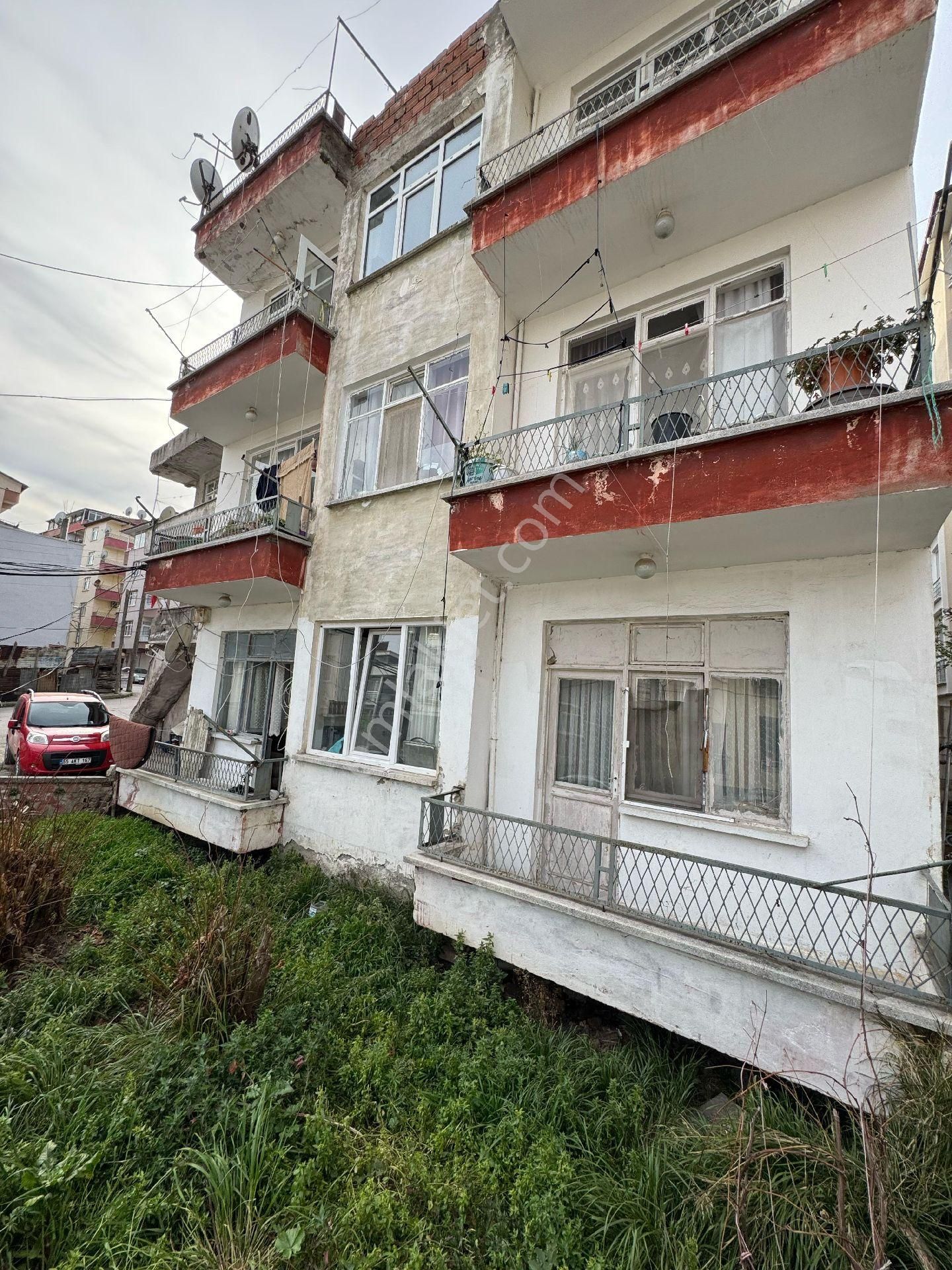 Furkan Emlak'tan Cedit Mah.245m2 Deniz Manzaralı 3 Katlı Komple Satılık Bina - Görsel 2