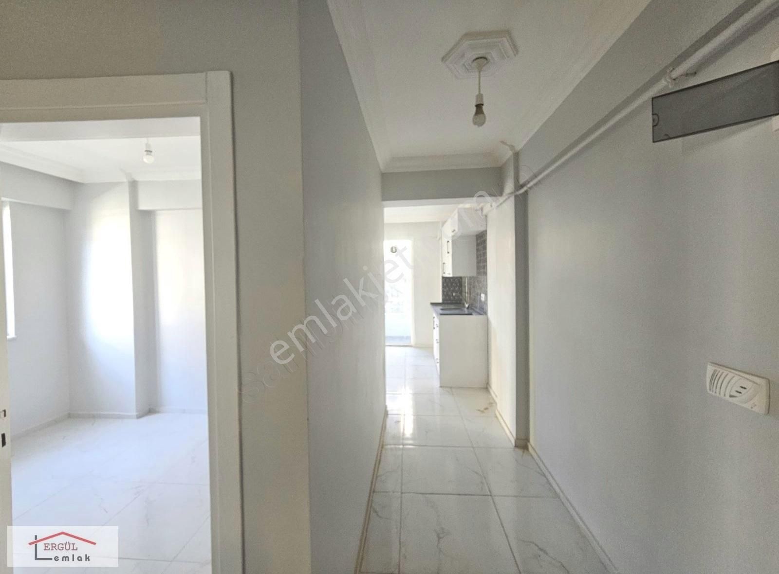 Serdivan Kemalpaşa Satılık Daire Serdivan Tapu Üstü Satılık 2+1 60 M² Site İcnde Satılık Apart