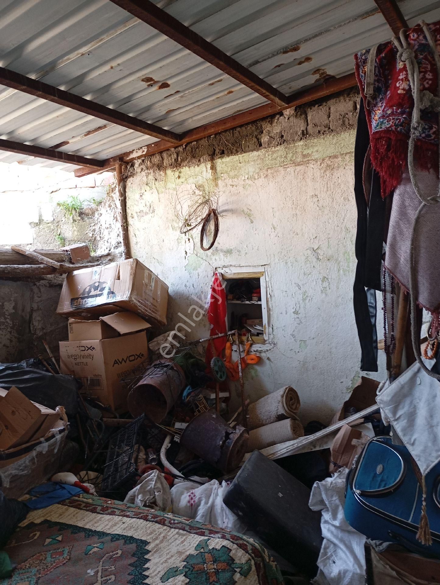 Elit Emlaktan Bergamada Satılık Tadilatlı Mustakil Ev - Görsel 6