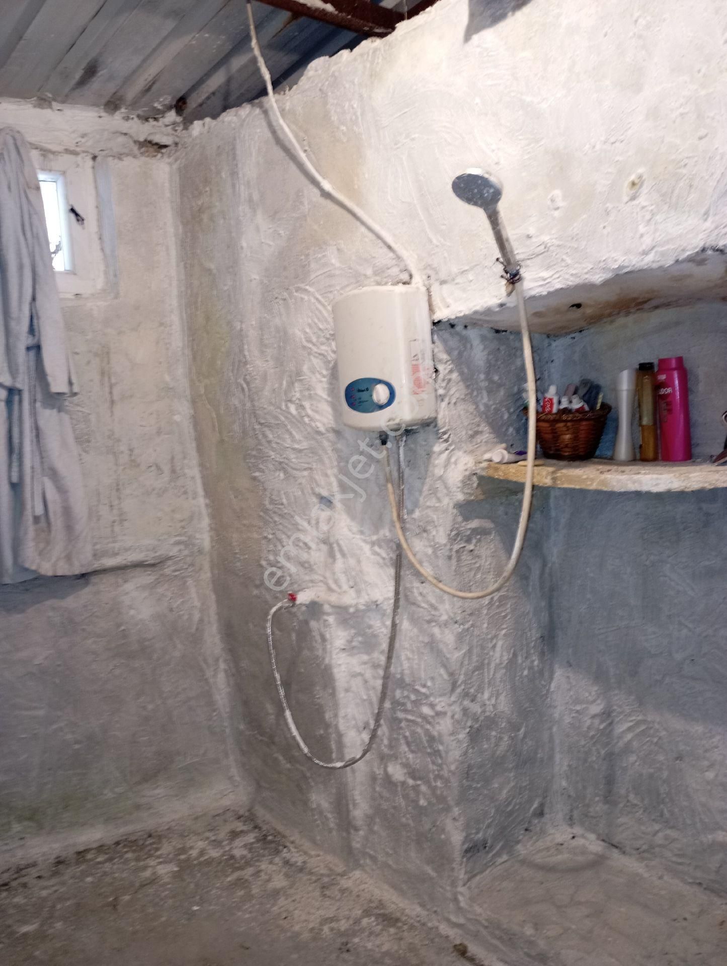 Elit Emlaktan Bergamada Satılık Tadilatlı Mustakil Ev - Görsel 9