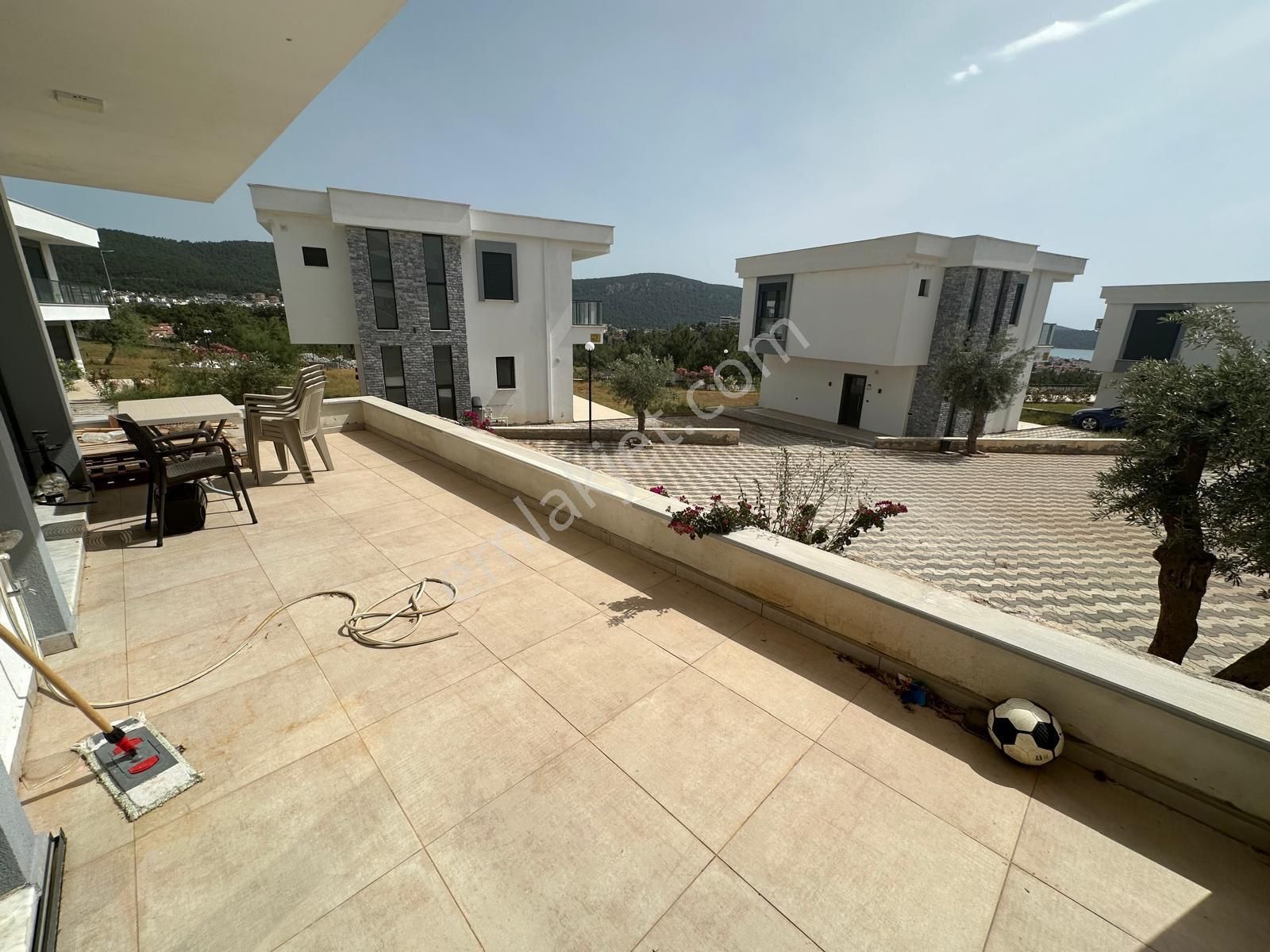 Didim Akbükte Site İçinde Satılık 2 + 1 Eşyalı Daire - Görsel 4