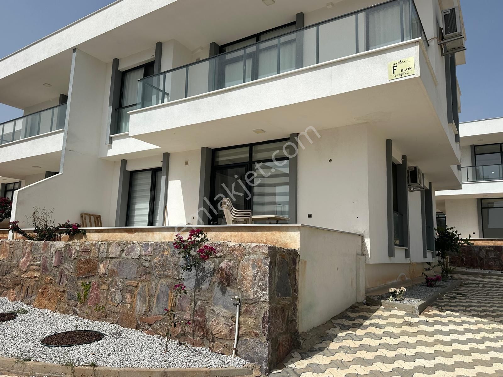 Didim Akbükte Site İçinde Satılık 2 + 1 Eşyalı Daire - Görsel 12