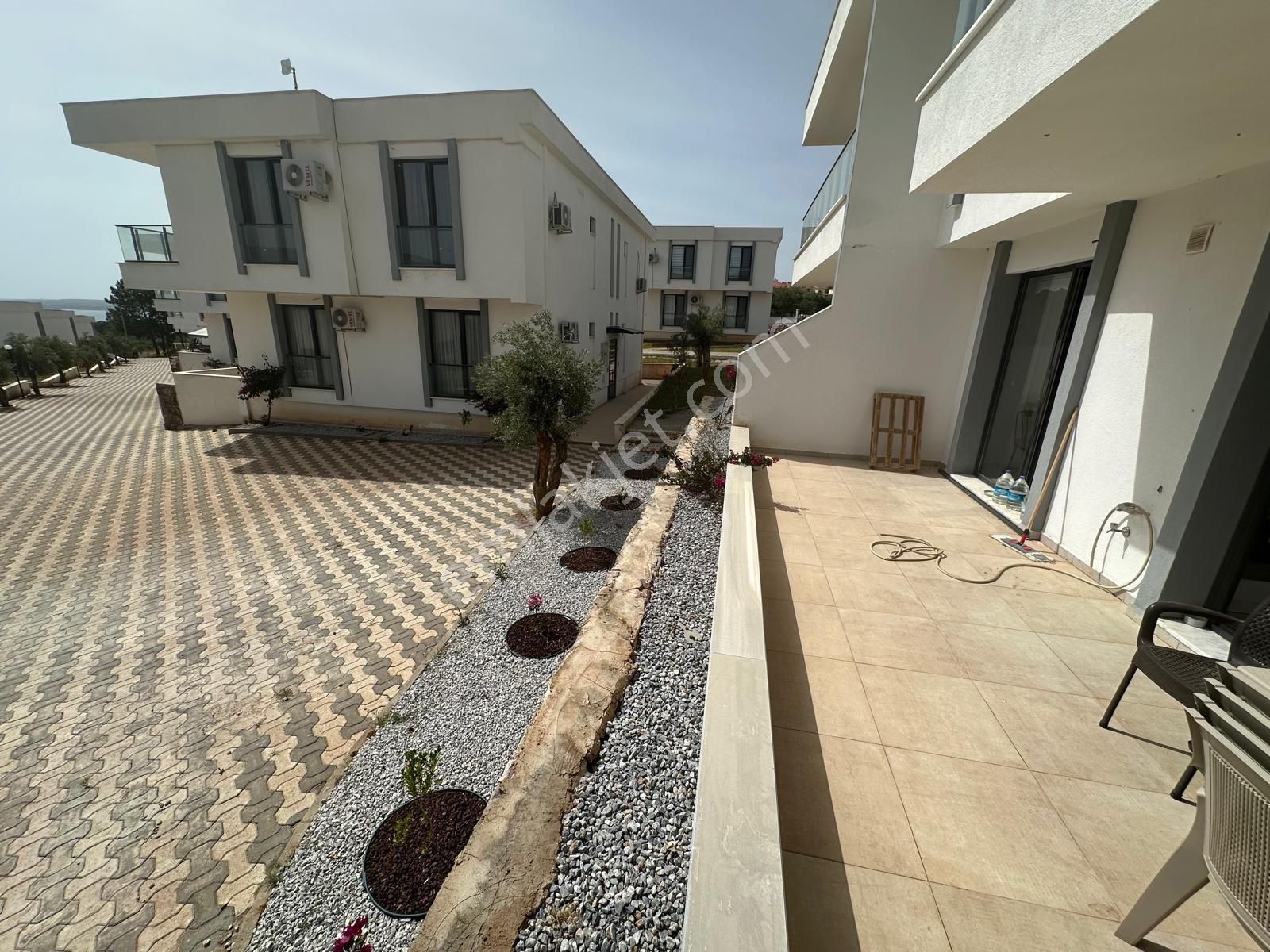 Didim Akbükte Site İçinde Satılık 2 + 1 Eşyalı Daire - Görsel 23