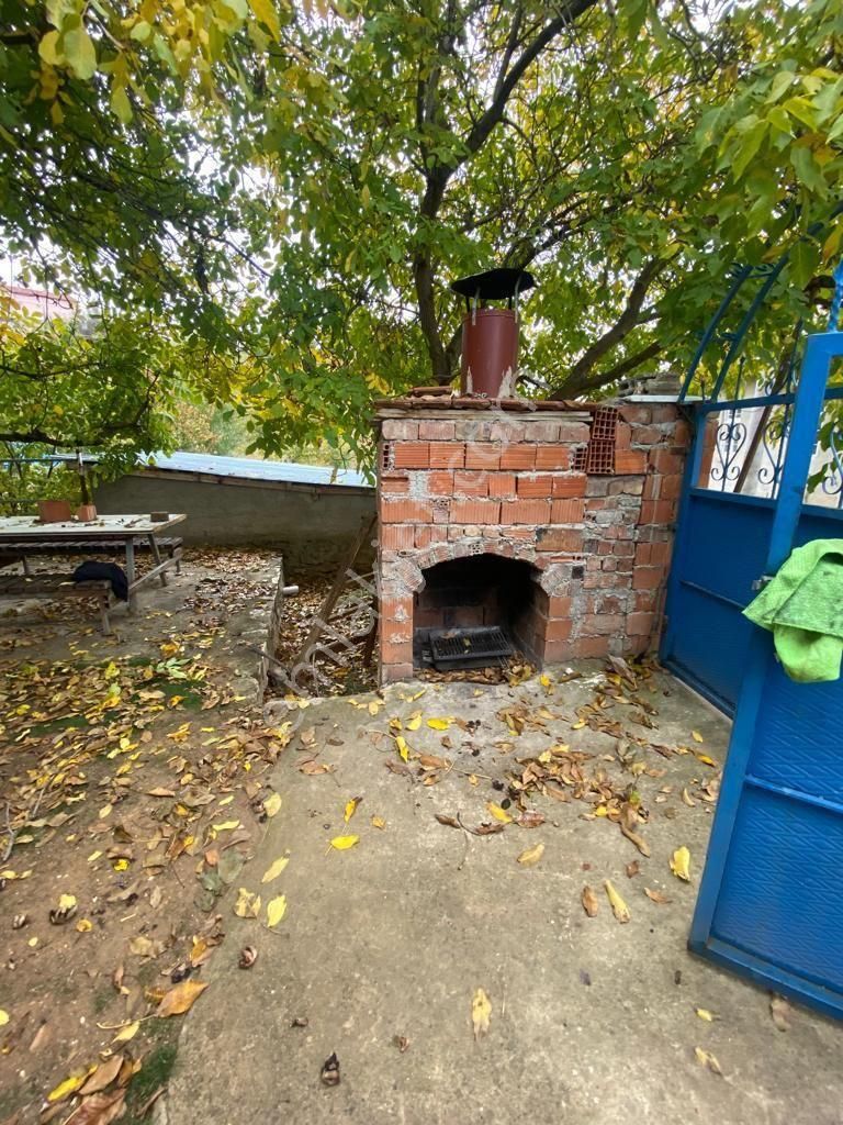 Konya Hüyük İlmen Mah Satılık Bahçeli Mutakil Ev - Görsel 10