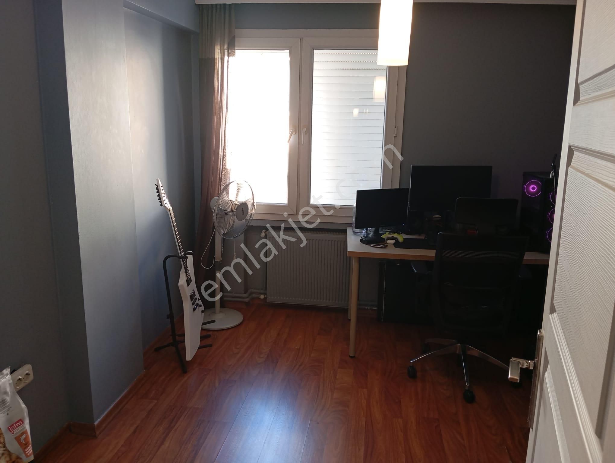 Bahçelievler Hatay Pazaryeri Metro Yakını Otoparklı - Görsel 13