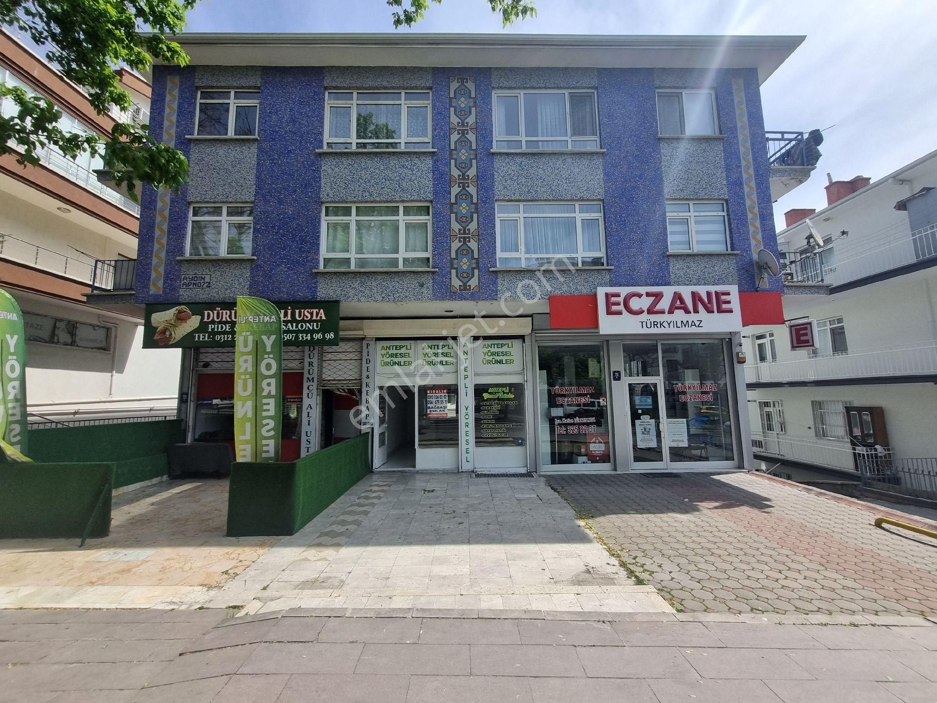 Ayvalı Caddesi'nde 45m2 Depolu Wc'li Kiralık Dükkan