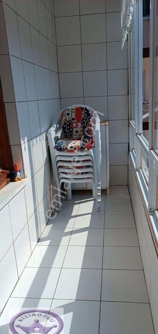 Çınarcıkta Denize Sıfır Otoparklı Deniz Manzaralı Dublex Daire - Görsel 9